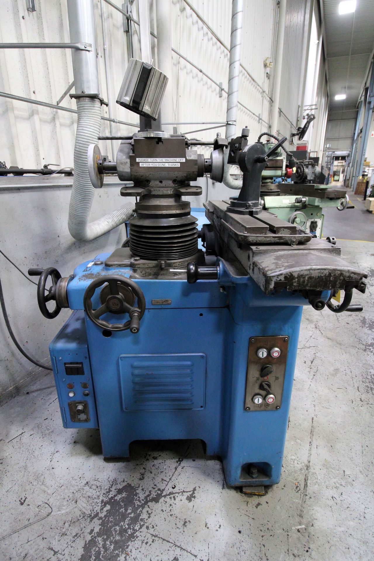 TOOL & CUTTER GRINDER, MAKINO TYPE C40, S/N E42-2705 - Image 4 of 5