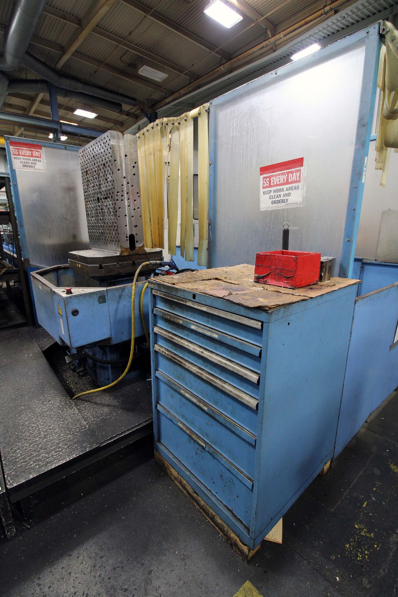 LINEAR PALLET HORIZONTAL MACHINING CELL, MAZAK PALLETECH CONSISTING OF: (3) MAZAK MAZATEK MDL. FH680 - Image 7 of 26