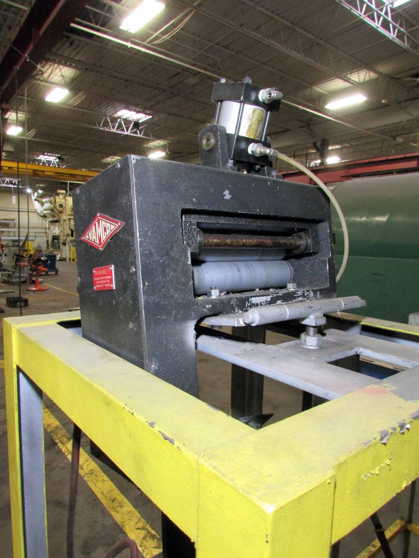 STRAIGHTENER, VAMCO MDL. E-CFS-14 SERVO PRESS FEED, 12” max. width, entry guide rolls - Image 5 of 7