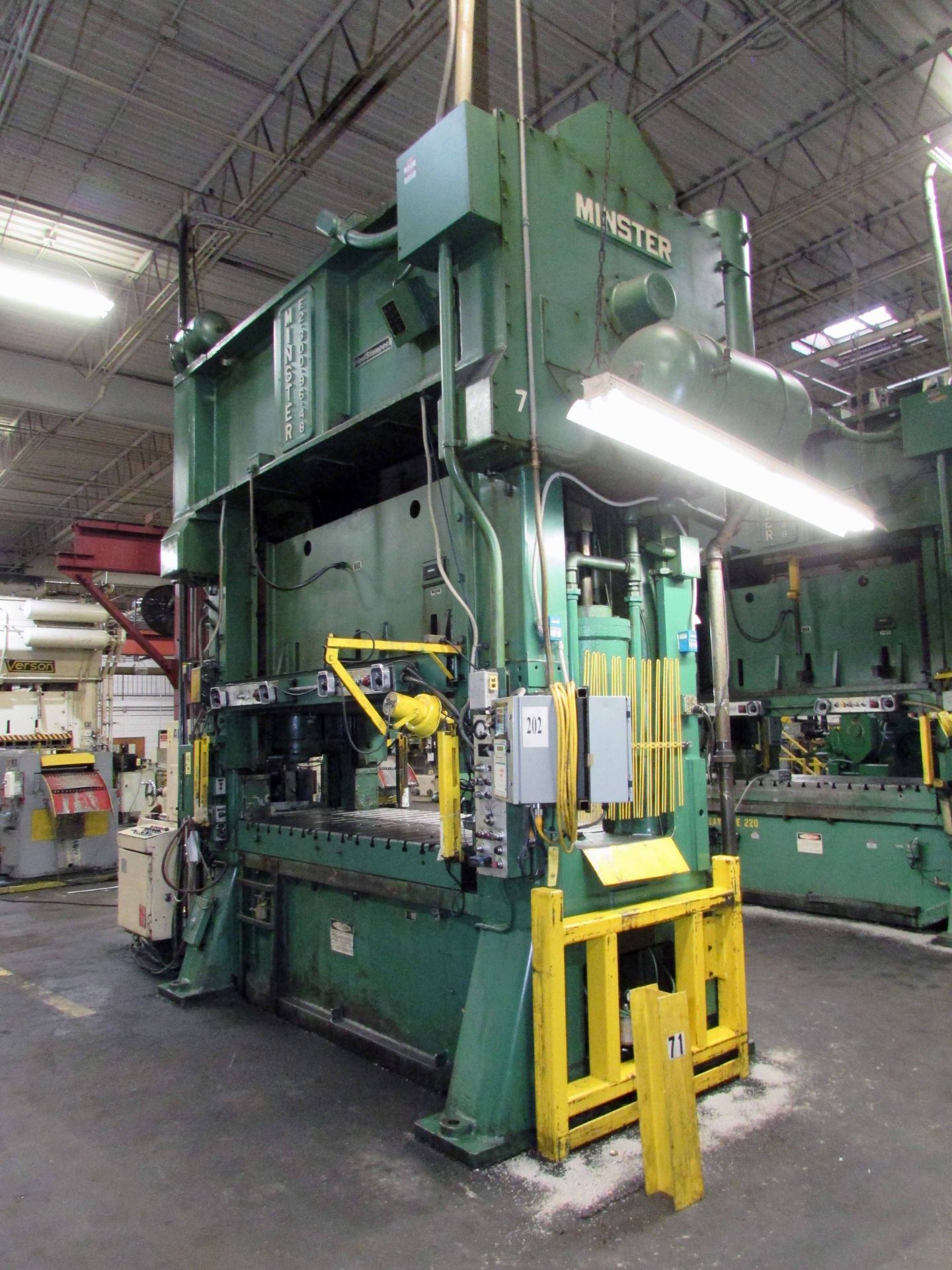 STRAIGHT SIDE 2-POINT ECCENTRIC GEARED PRESS, MINSTER 300 T. CAP. MDL. E2-300-96-48 “HEVI-STAMPER” - Image 5 of 23
