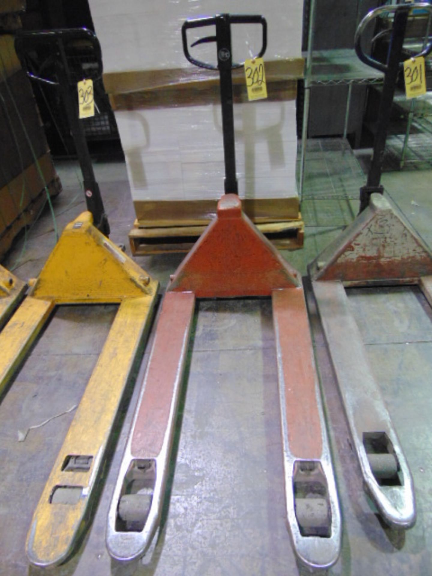 HYDRAULIC PALLET JACK, approx. 5,500 lb. cap.