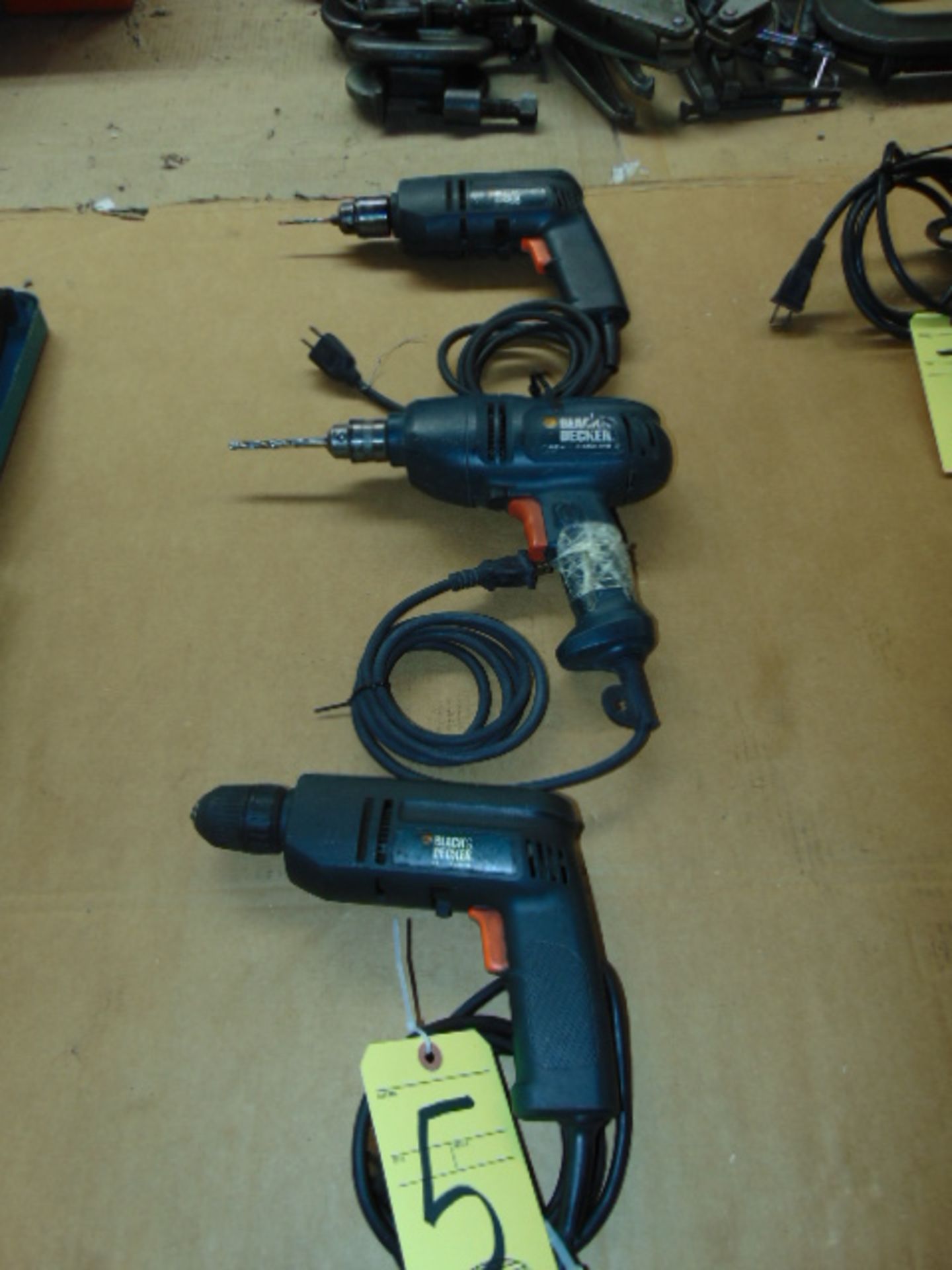 LOT OF ELECTRIC DRILLS, BLACK & DECKER (3), assorted