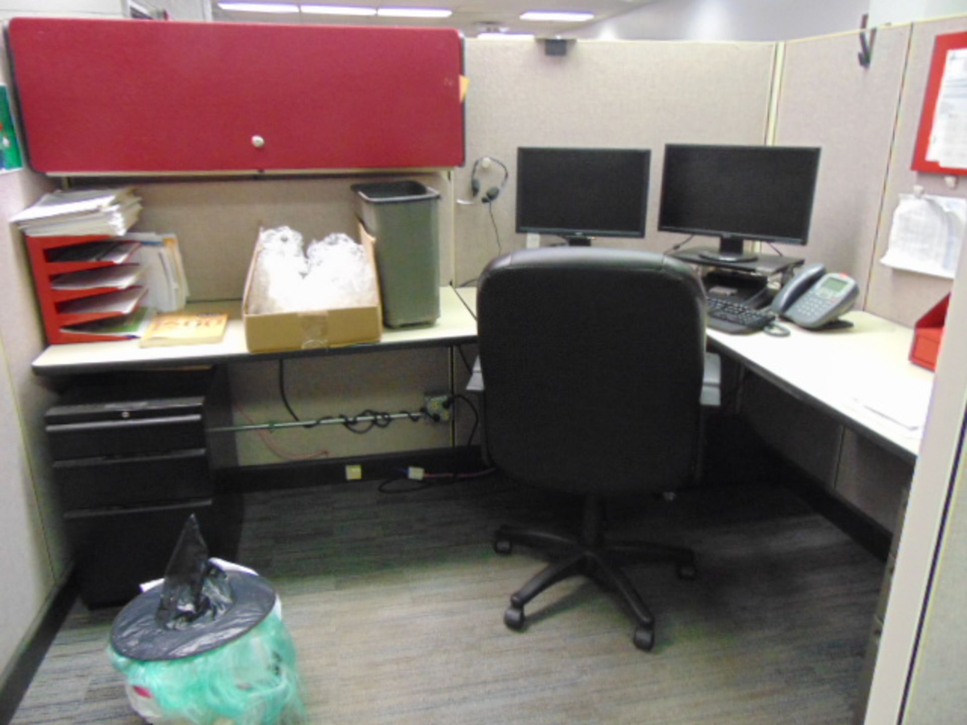 LOT OF OFFICE CUBICLES: total of (11) work stations (no paperwork or computers) - Image 8 of 14
