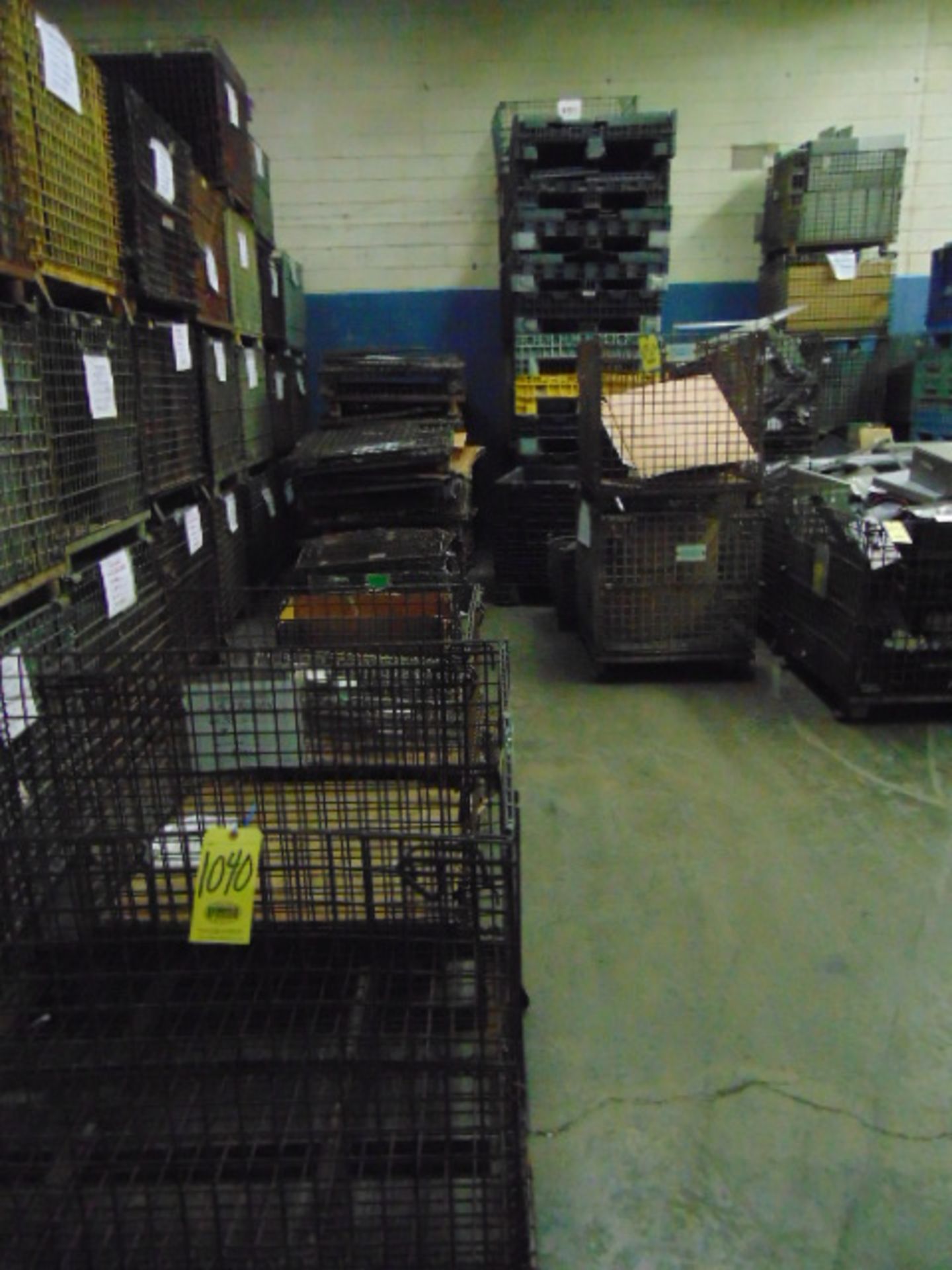 LOT CONSISTING OF: empty wire baskets & fold up plastic boxes, assorted (in two rows)