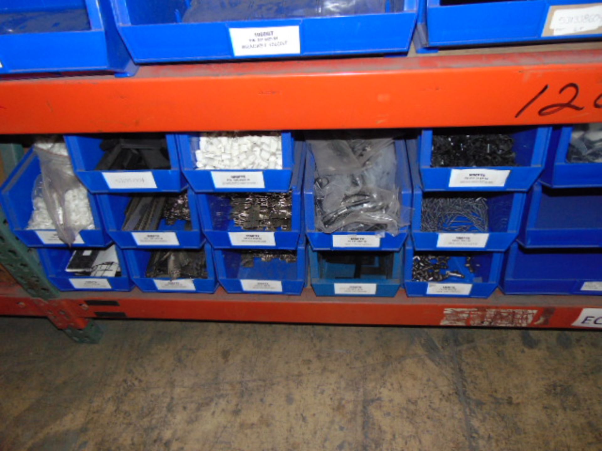 LOT CONSISTING OF: hardware, assorted steel parts, lockable terminal stands, springs, hinges, lock - Image 20 of 38