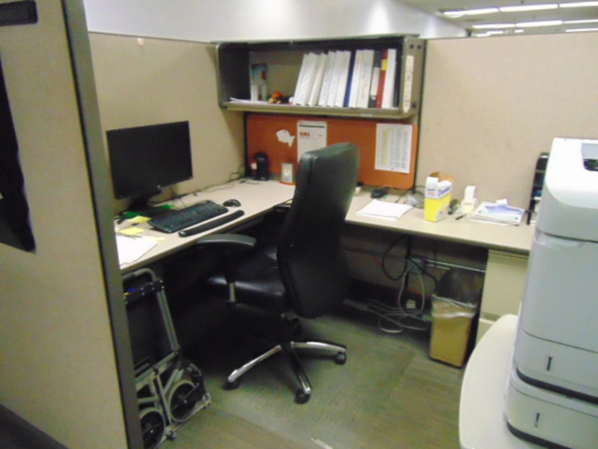 LOT OF OFFICE CUBICLES: total of (6) work stations (no paperwork or computers) - Image 8 of 8
