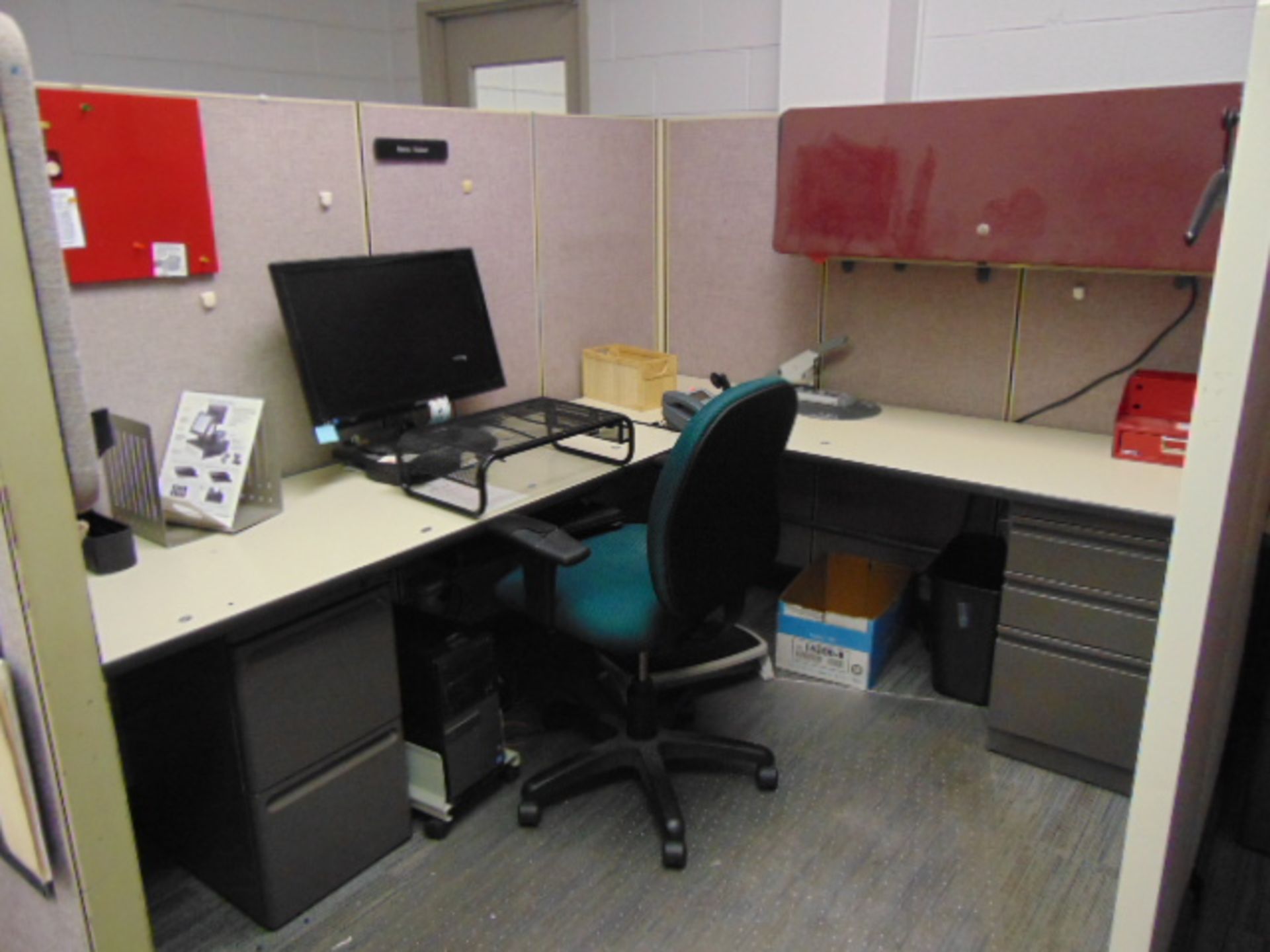 LOT OF OFFICE CUBICLES: total of (11) work stations (no paperwork or computers) - Image 3 of 14