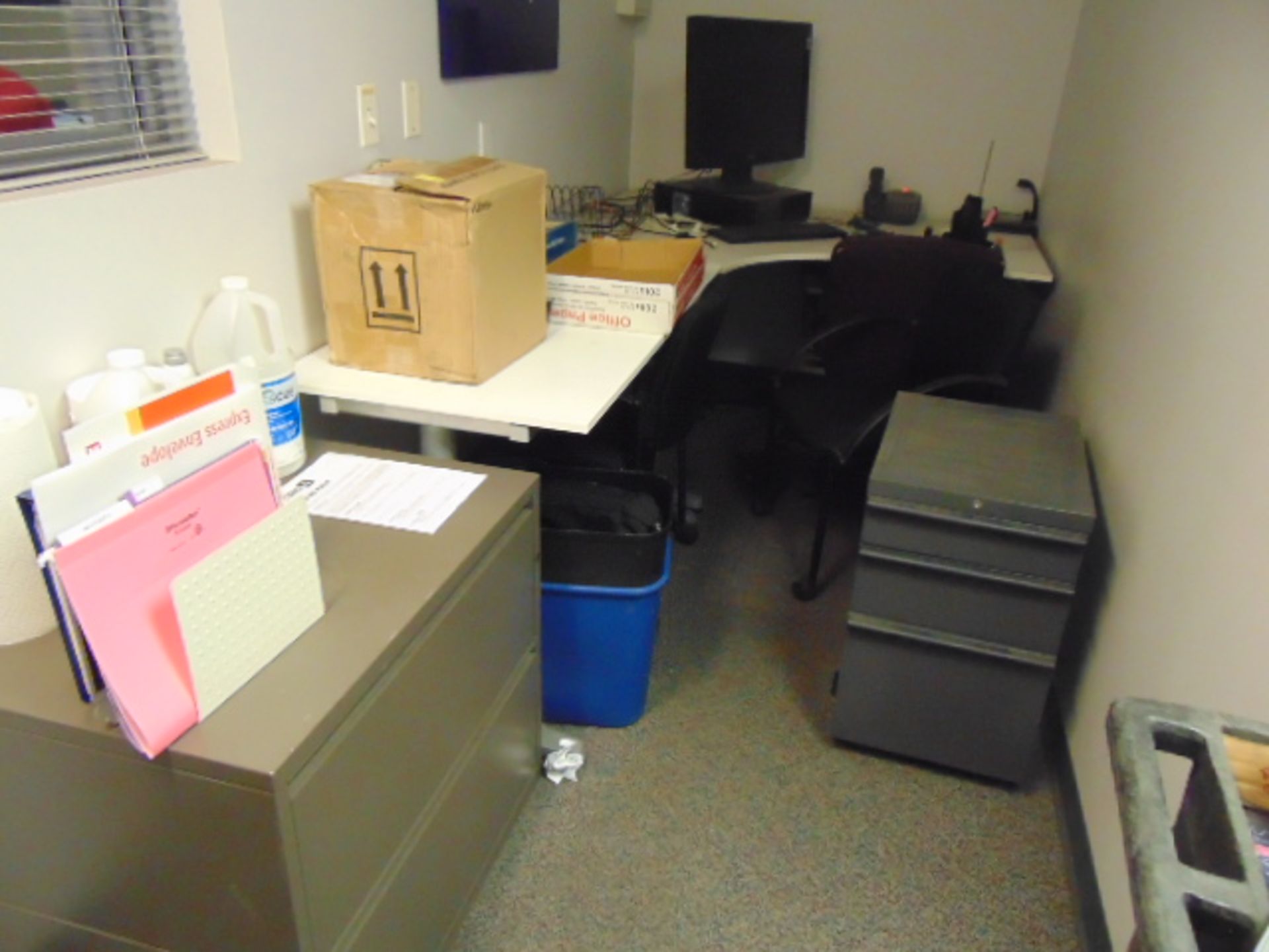 LOT CONSISTING OF: (3) desks, (4) file cabinets, (5) chairs, (2) bookcases & H.P. Printer - Image 10 of 10