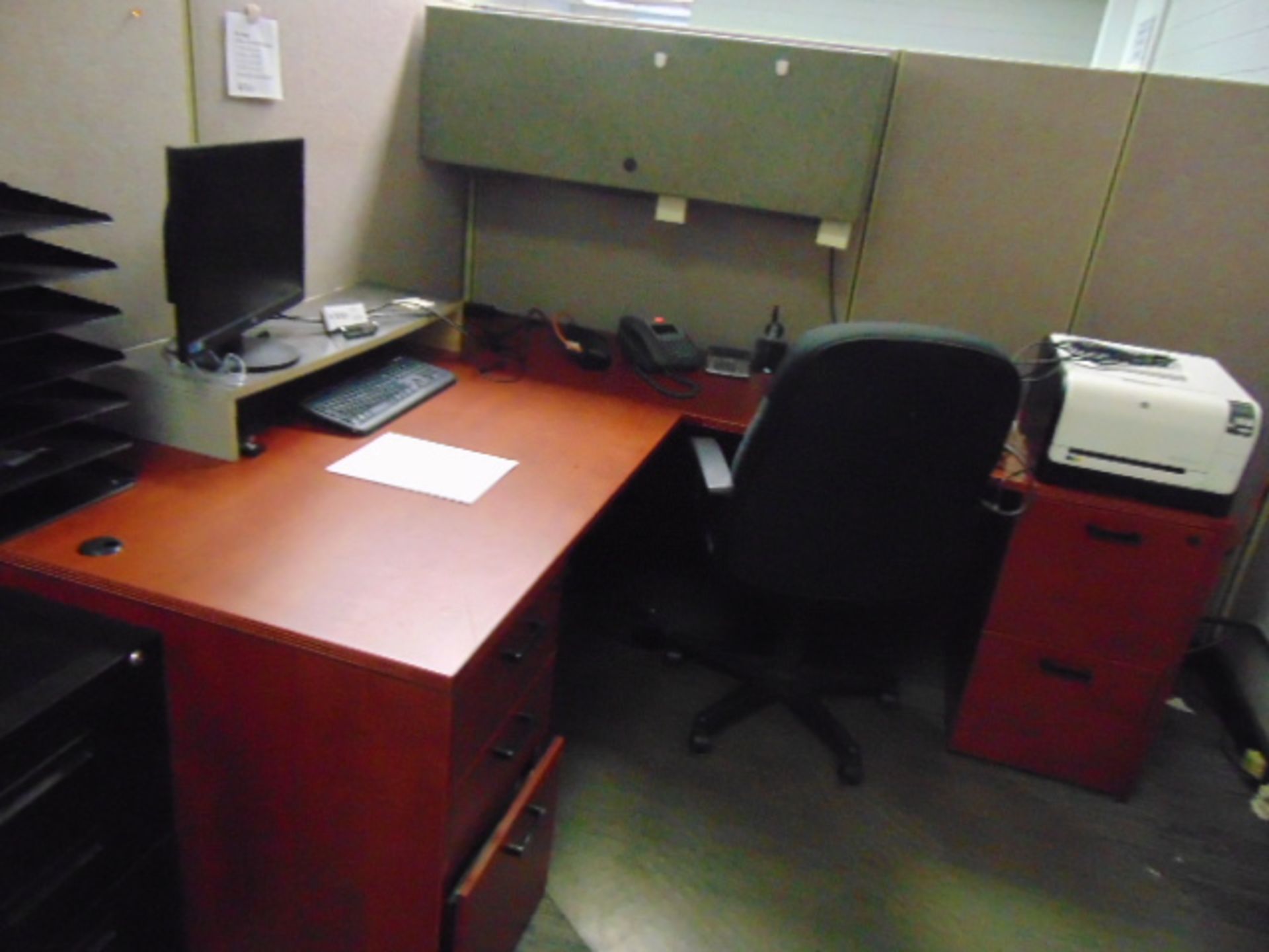 LOT OF OFFICE CUBICLES: total of (11) work stations (no paperwork or computers) - Image 10 of 14