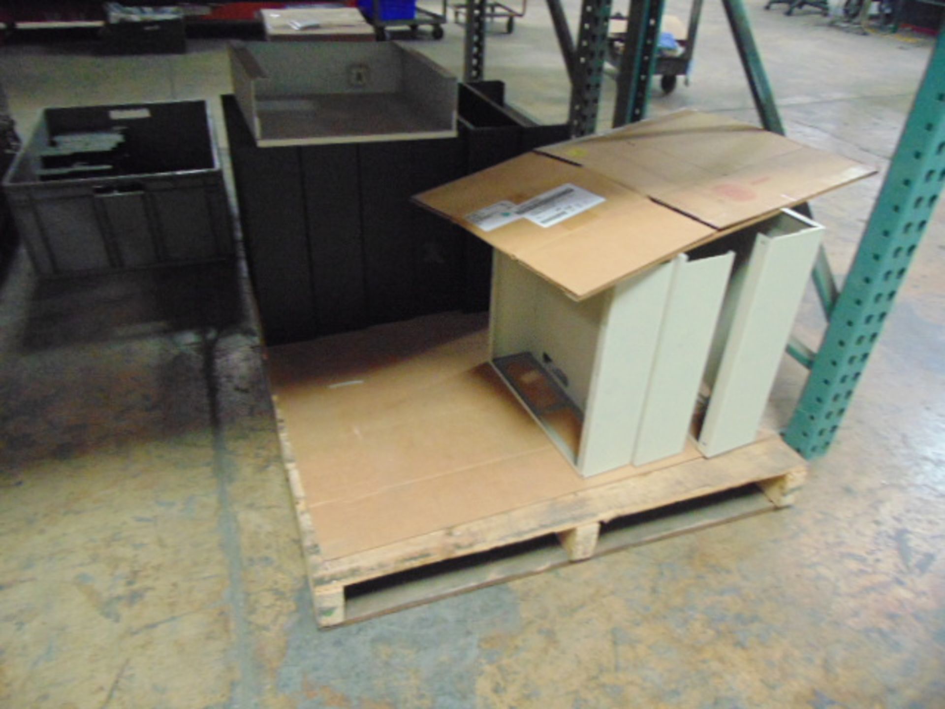 LOT CONSISTING OF: steel parts & cardboard boxes (in six pallet racking sections) (no racks) - Image 10 of 16