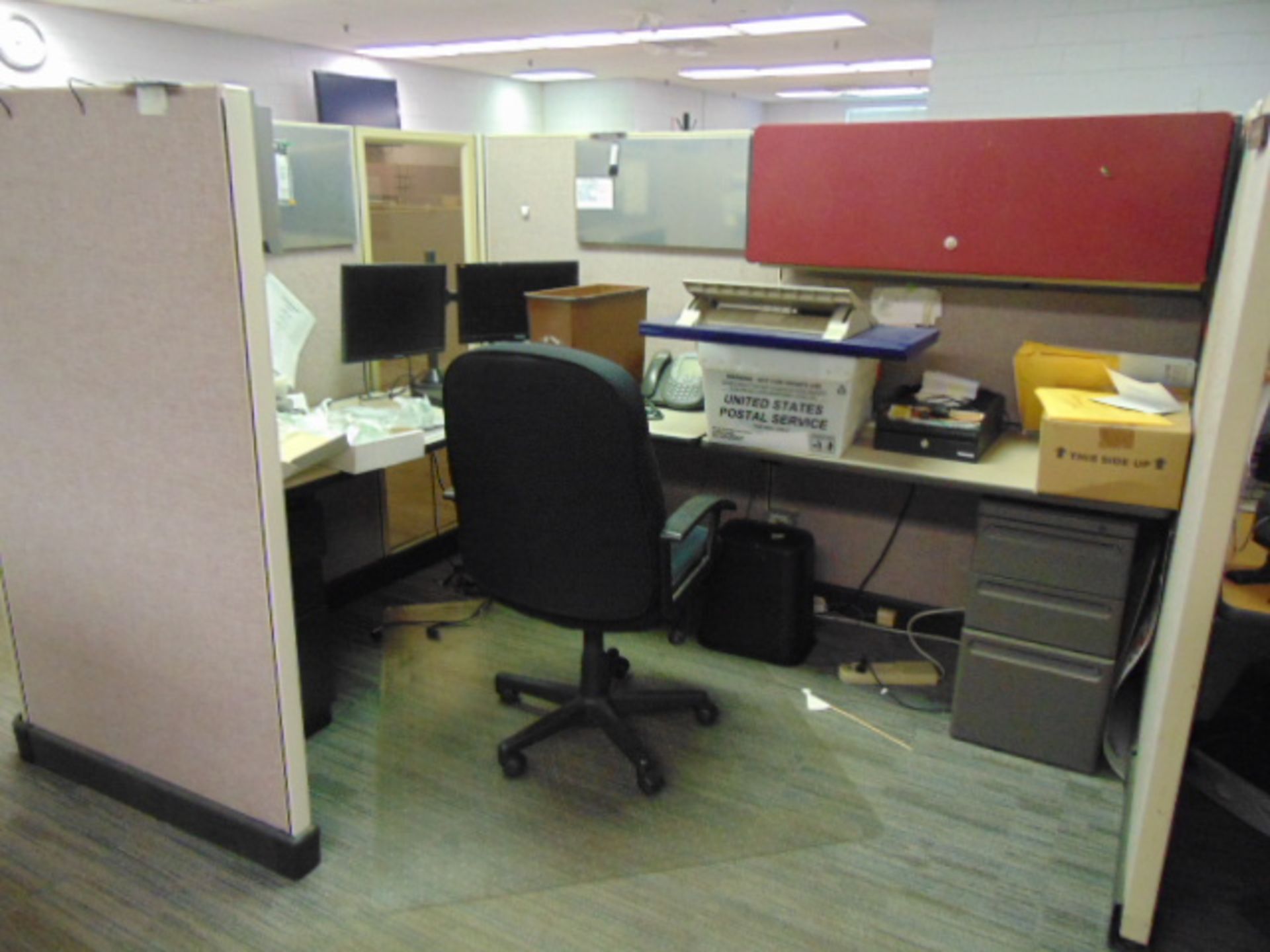 LOT OF OFFICE CUBICLES: total of (11) work stations (no paperwork or computers) - Image 7 of 14