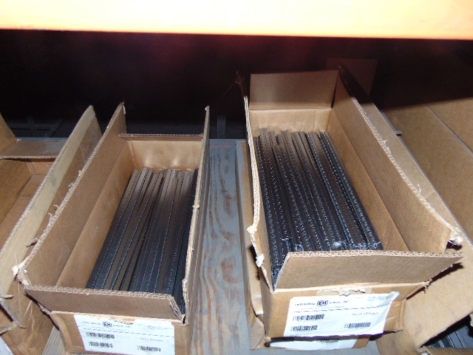 LOT CONSISTING OF: steel hinges & misc. steel components (in two racks & on floor) - Image 3 of 10