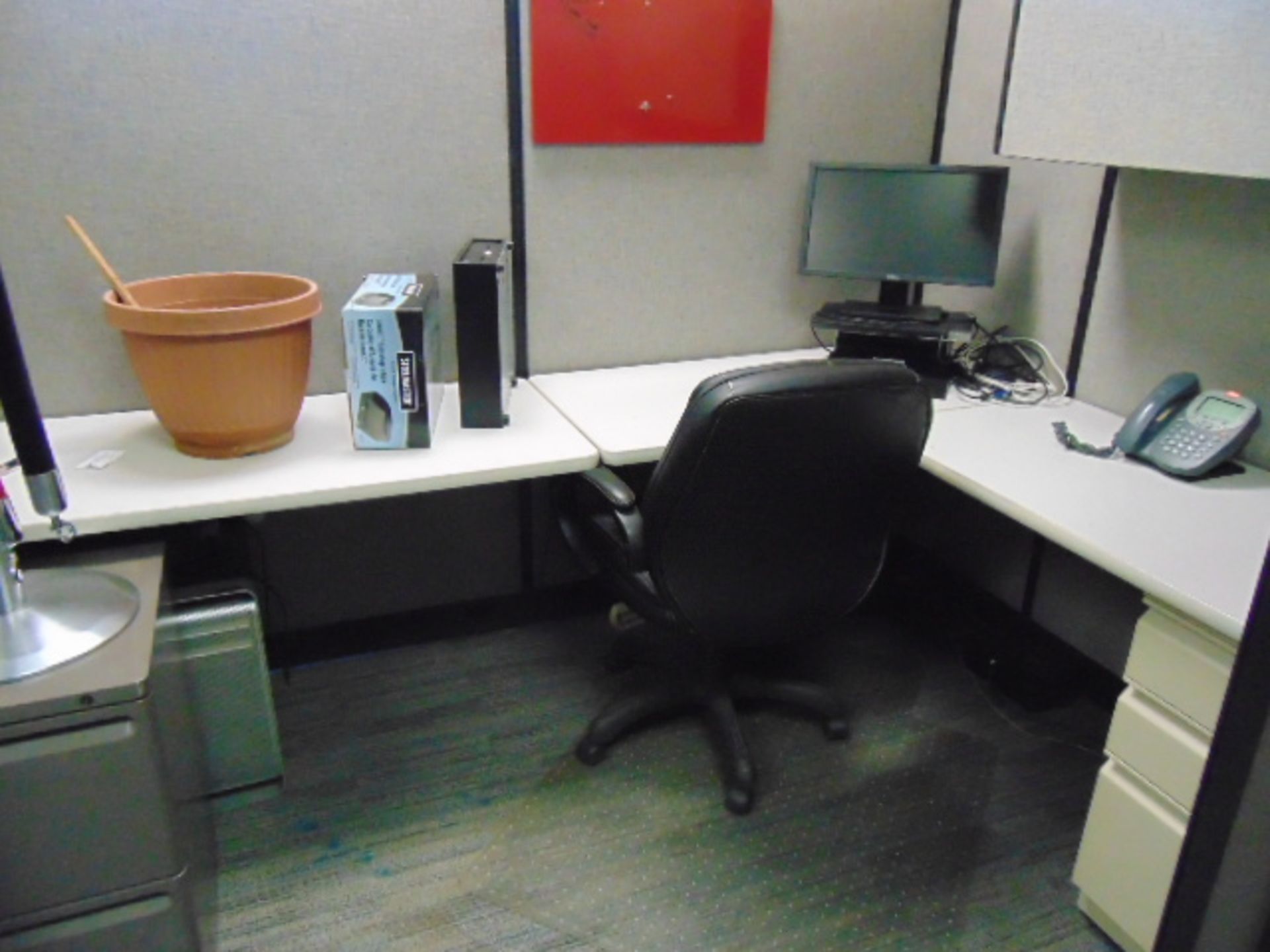 LOT OF OFFICE CUBICLES: total of (9) work stations (no paperwork or computers) - Image 6 of 8