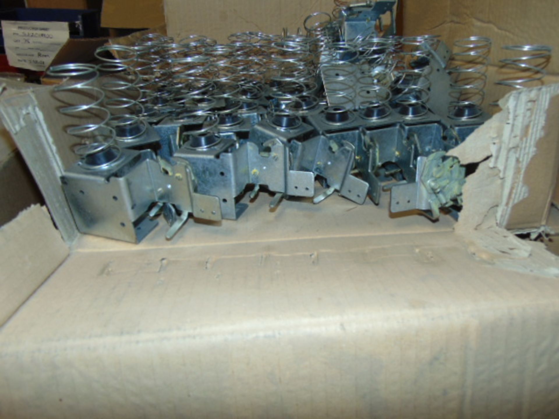 LOT CONSISTING OF: hardware, assorted steel parts, lockable terminal stands, springs, hinges, lock - Image 34 of 38