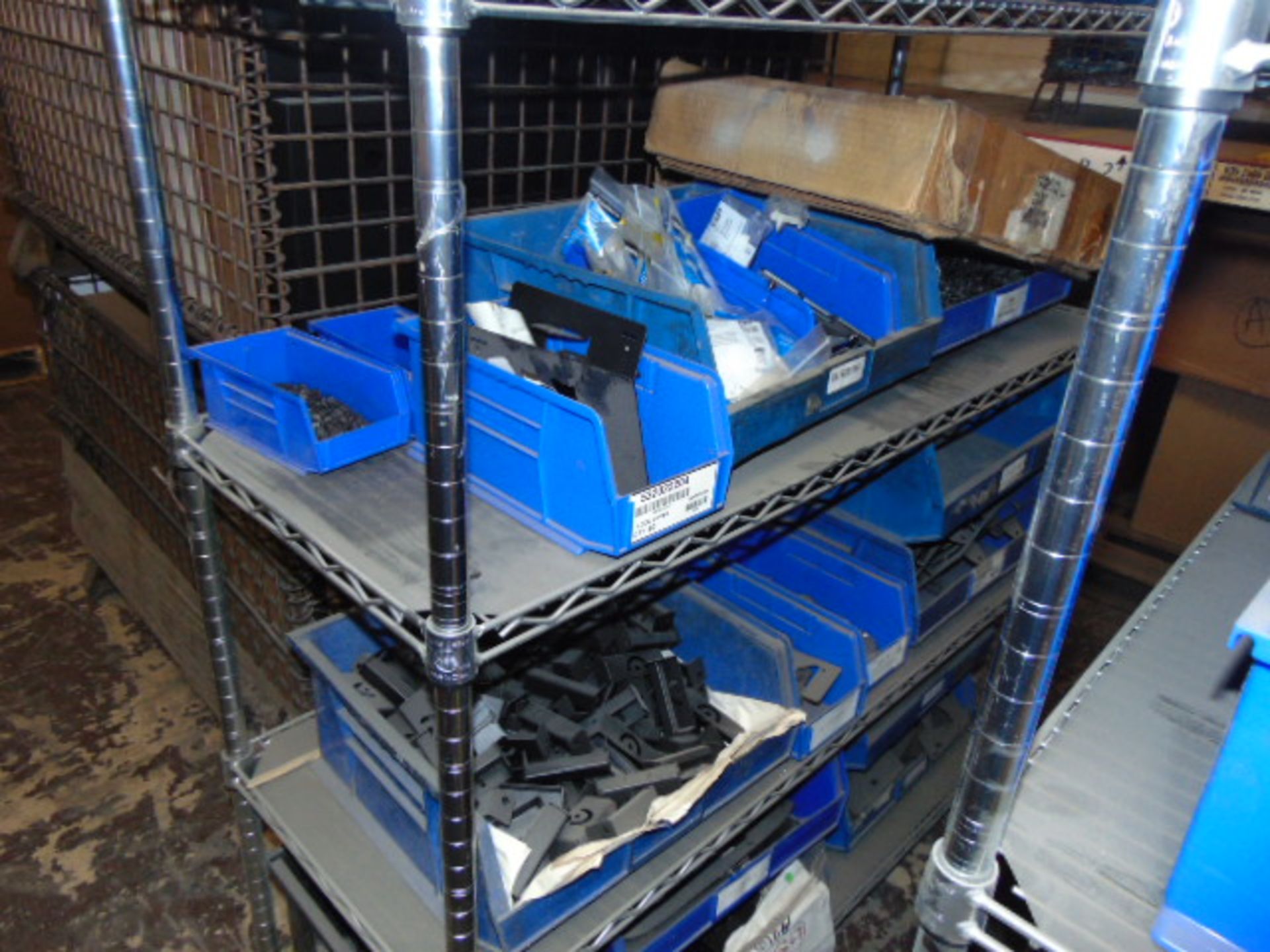 LOT CONSISTING OF: assorted springs, printer labels, key boxes, assorted steel parts, box frames, - Image 16 of 31