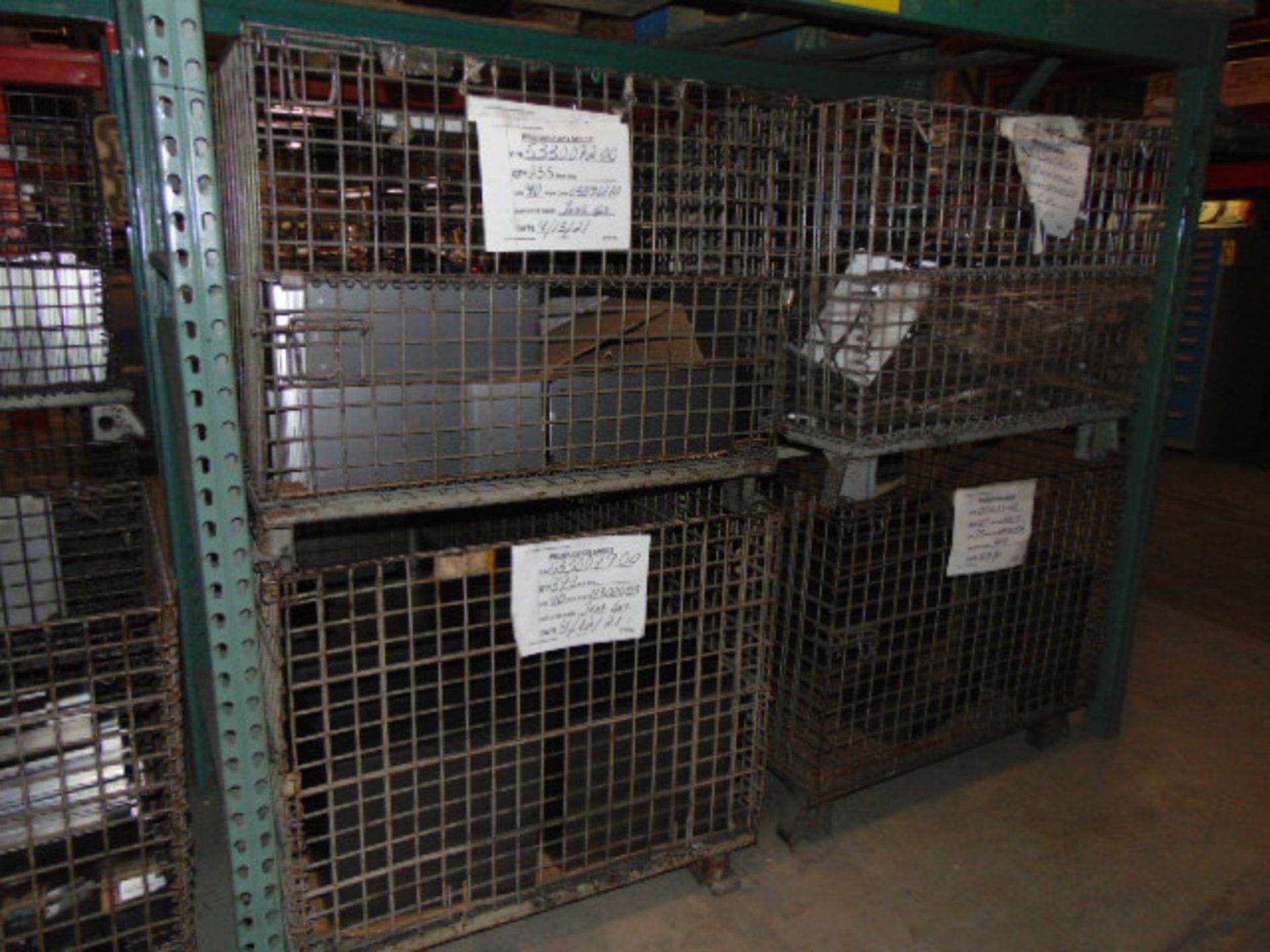 LOT CONSISTING OF: assorted steel in process parts, wire baskets & cardboard (no dies or racks) ( - Image 38 of 39