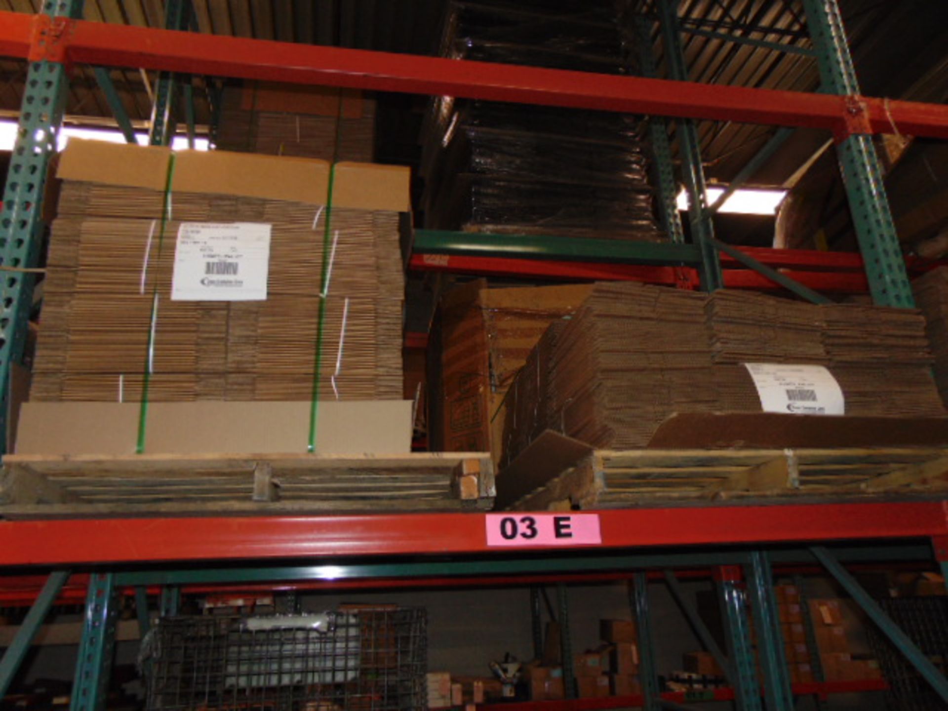 LOT CONSISTING OF: assorted steel in process parts, wire baskets & cardboard (no dies or racks) ( - Image 12 of 39