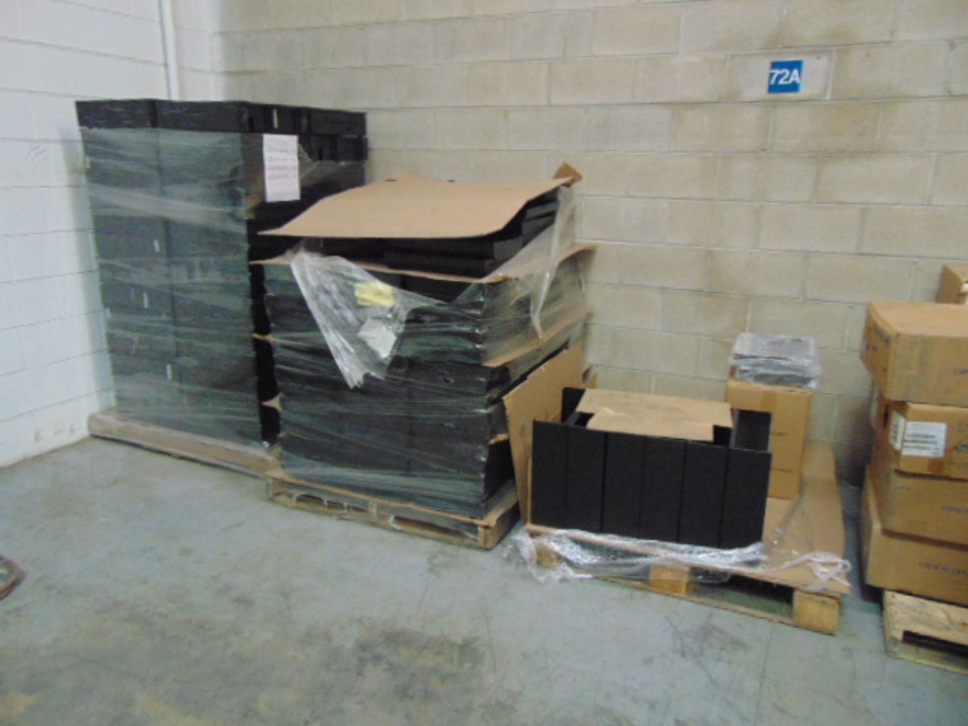 LOT CONSISTING OF: steel parts & cardboard boxes (in six pallet racking sections) (no racks) - Image 16 of 16