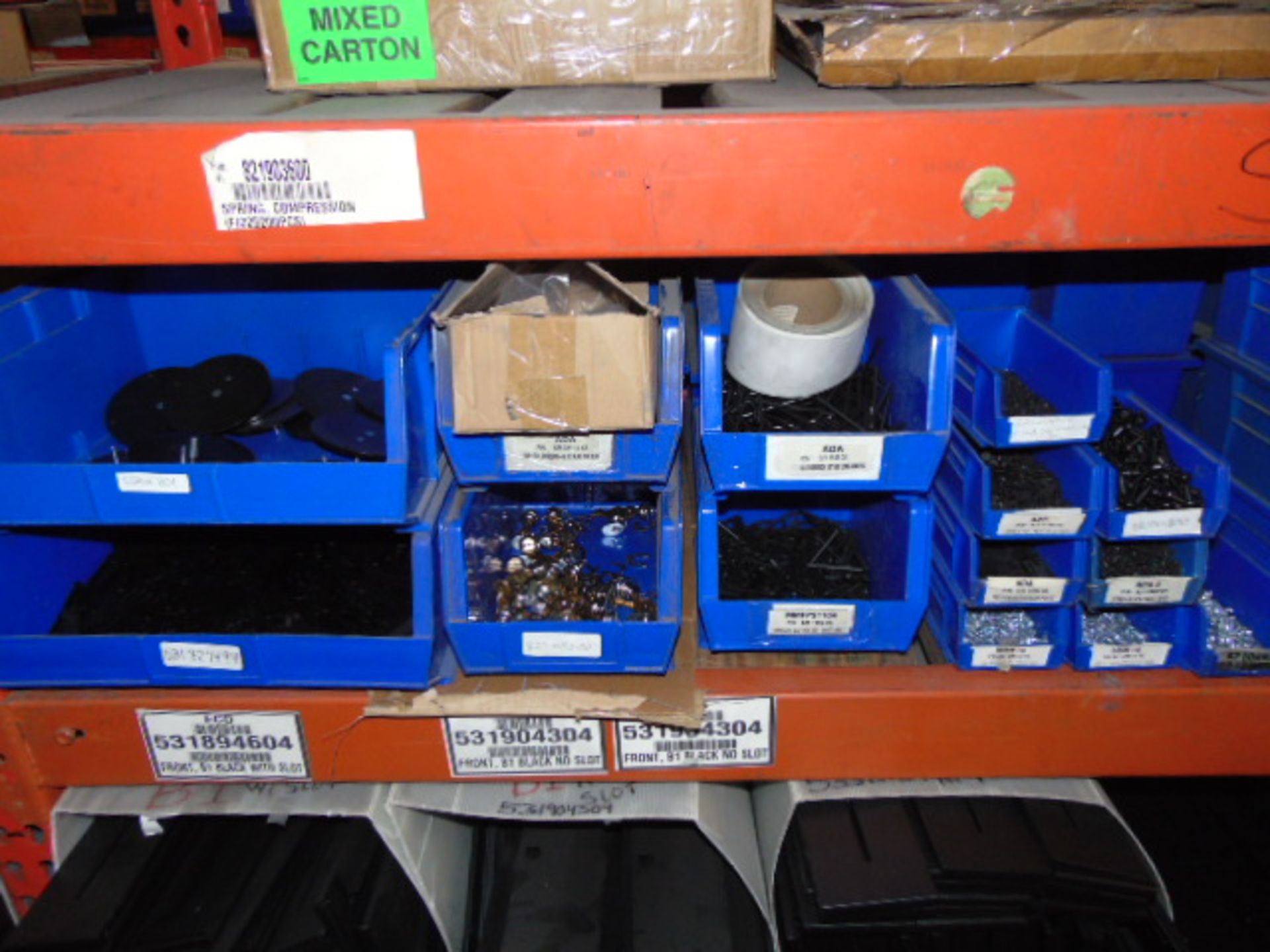 LOT CONSISTING OF: hardware, assorted steel parts, lockable terminal stands, springs, hinges, lock - Image 8 of 38
