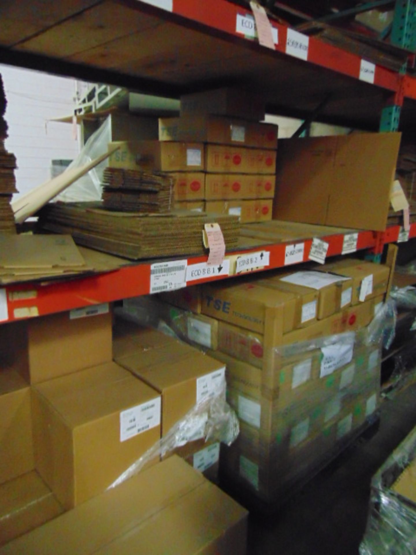 LOT CONSISTING OF: steel parts & cardboard boxes (in six pallet racking sections) (no racks) - Image 5 of 16