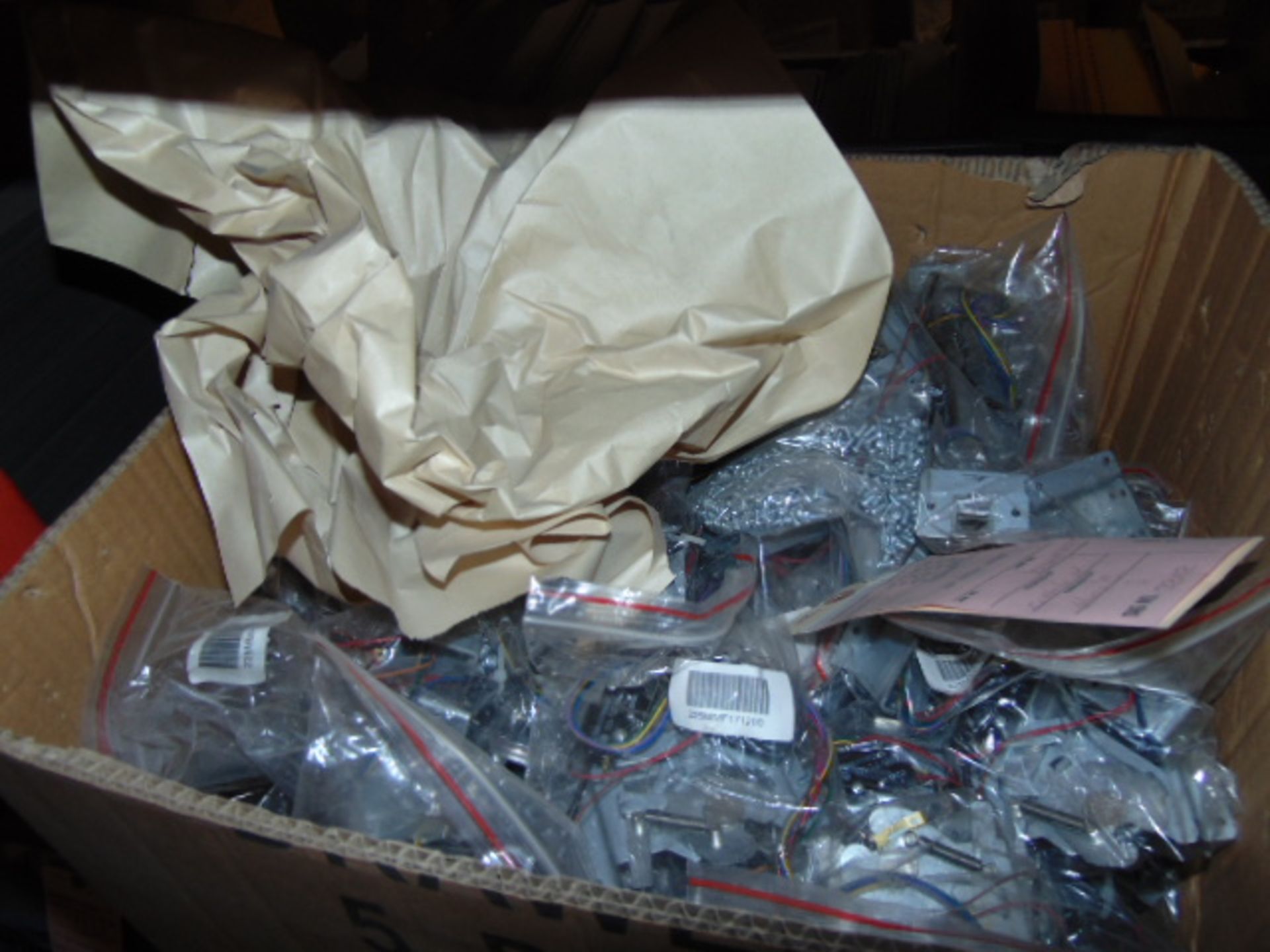 LOT CONSISTING OF: hardware, assorted steel parts, lockable terminal stands, springs, hinges, lock - Image 13 of 38