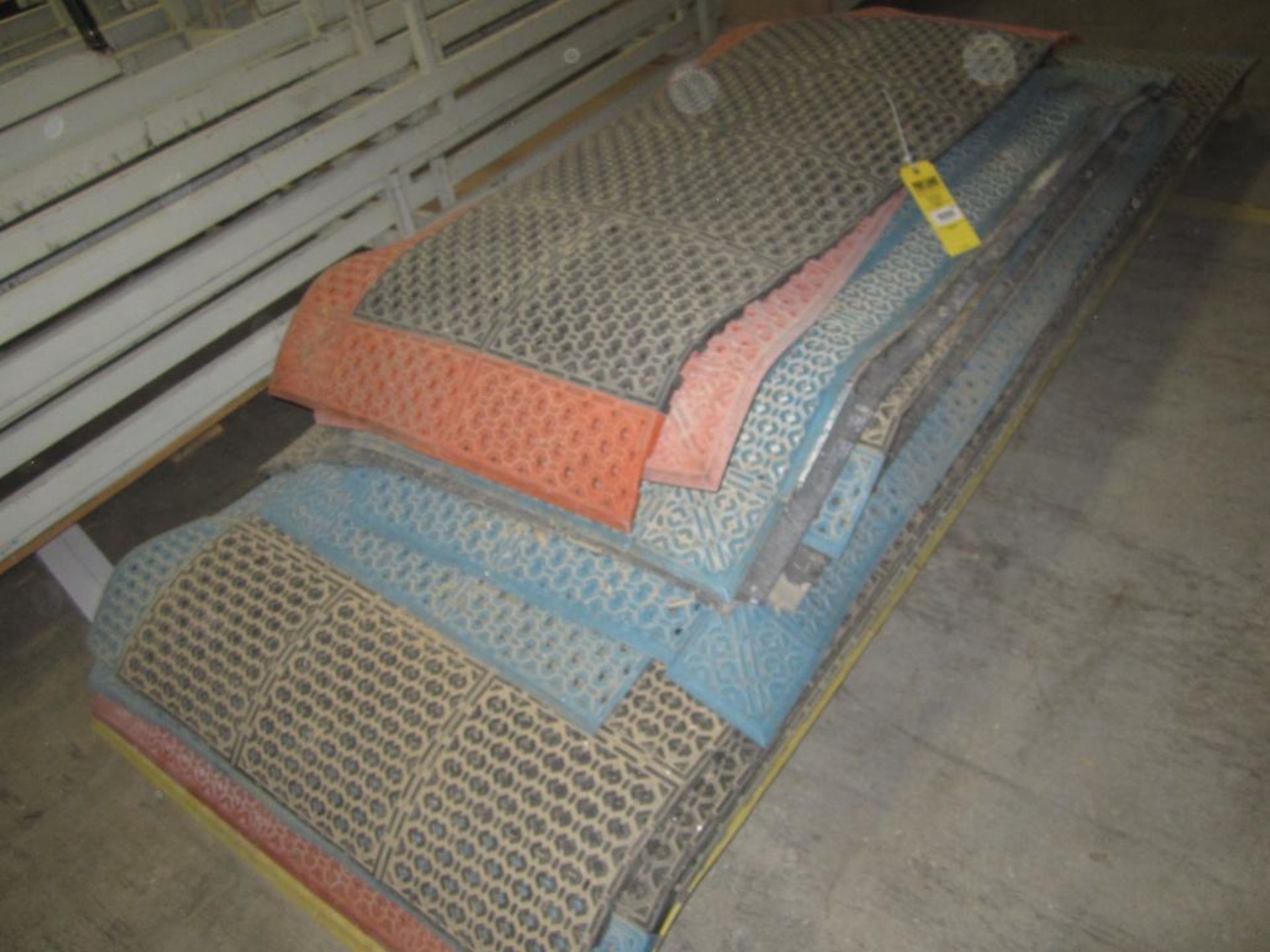 Pallet of mats - Image 3 of 3