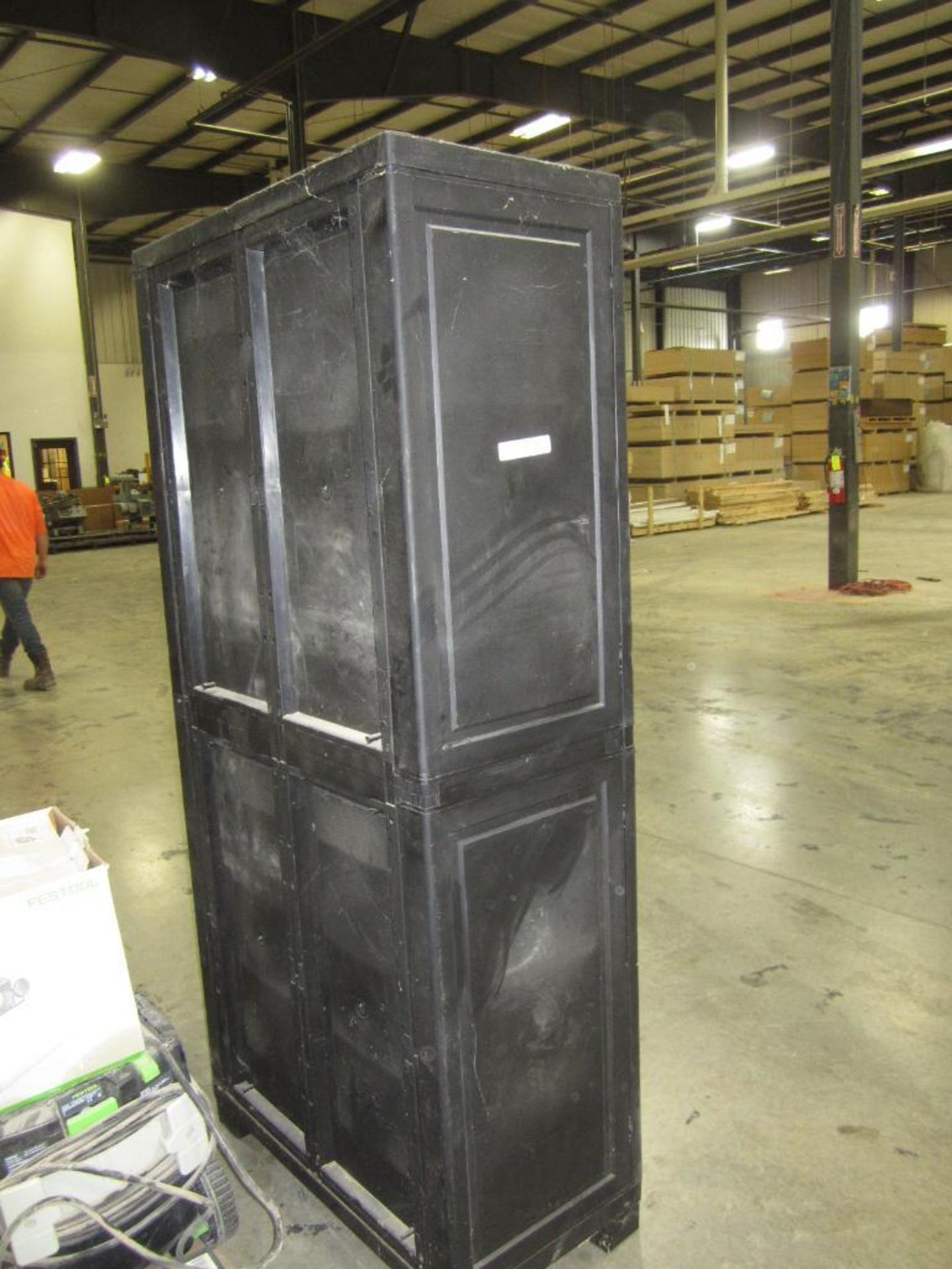 Plastic storage cabinet - Image 4 of 6