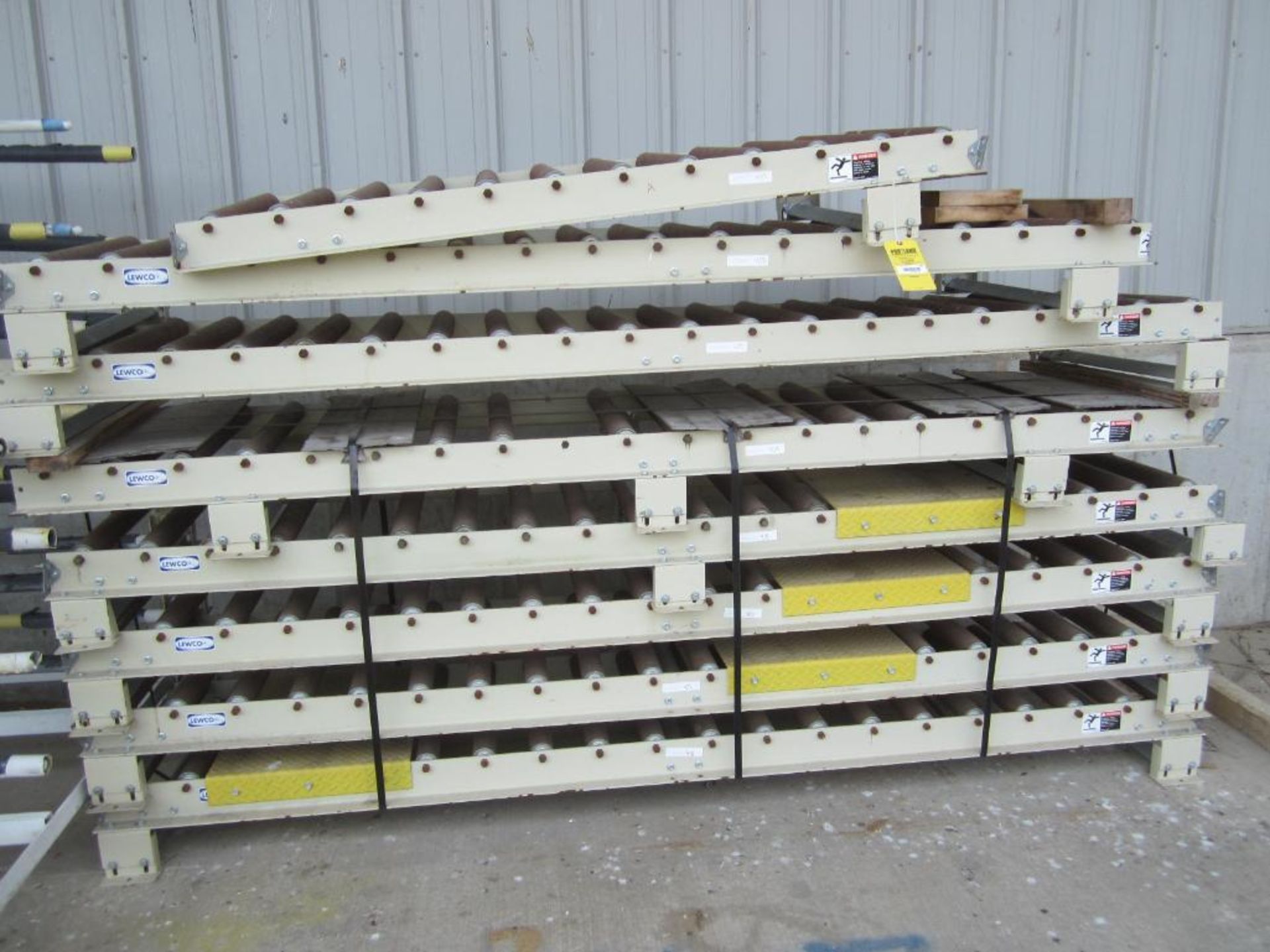 Non powered conveyors - lot of 8