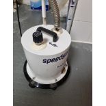 Handymaid HMD 3449 2.5 Litre Steamerx Speedypress Capacity: 2.5litre Water / Wattage: 1.5kw. (