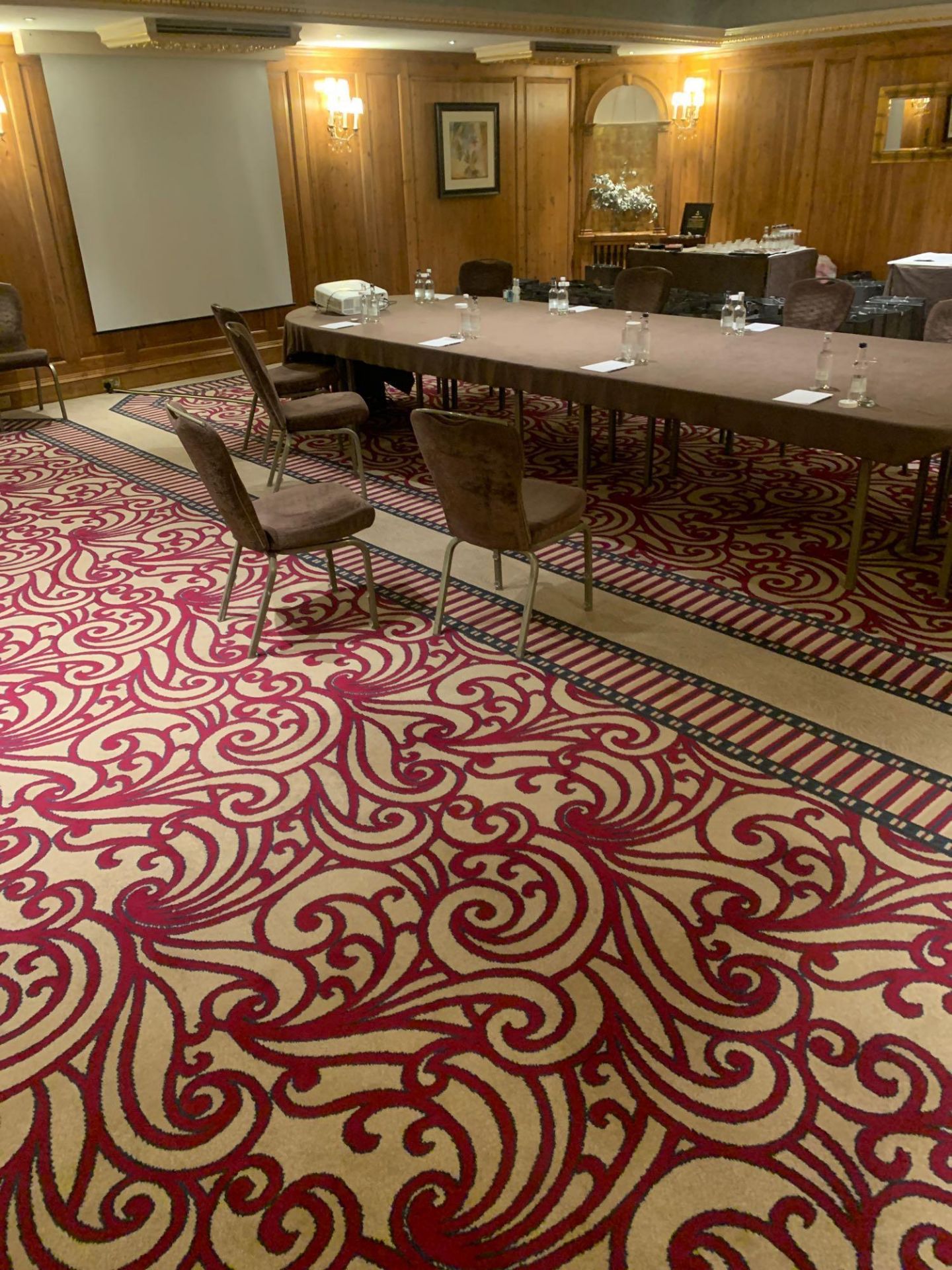 Bespoke Wood Carpet Approximately 12mx 15m Beige Field Carpet With Red Bold Medallions With A