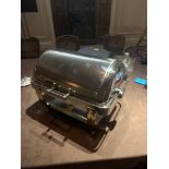 Elia Deluxe Stainless Steel And Brass Leg Chafing Dish With Roll Top. 72x 41x 40cm With Two