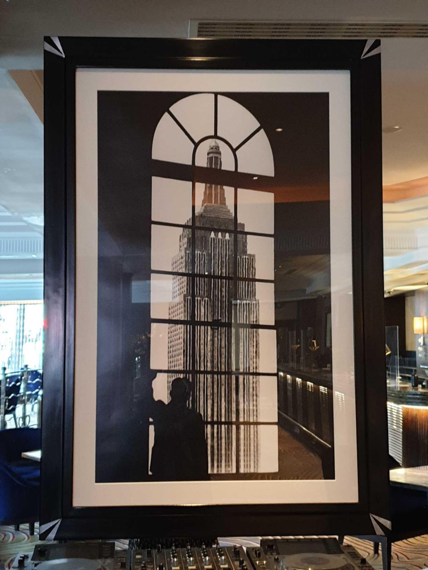 Wall Art Black And White Framed Empire State Building 67x 96cm ( Loc Polo Bar)