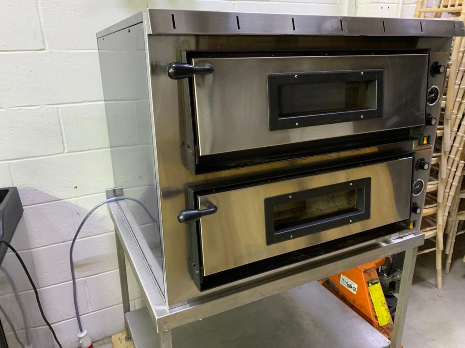 MEC ML44 Electric Pizza Oven Baking Chamber: 2 Max. Working Temperature: 500Â° C Power: 12 Kw ( - Image 2 of 4