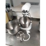 Kitchenaid 4.8L (5qt) Heavy Duty Bowl Lift Stand Mixer Complete With Two Bowls Hook Whisk And