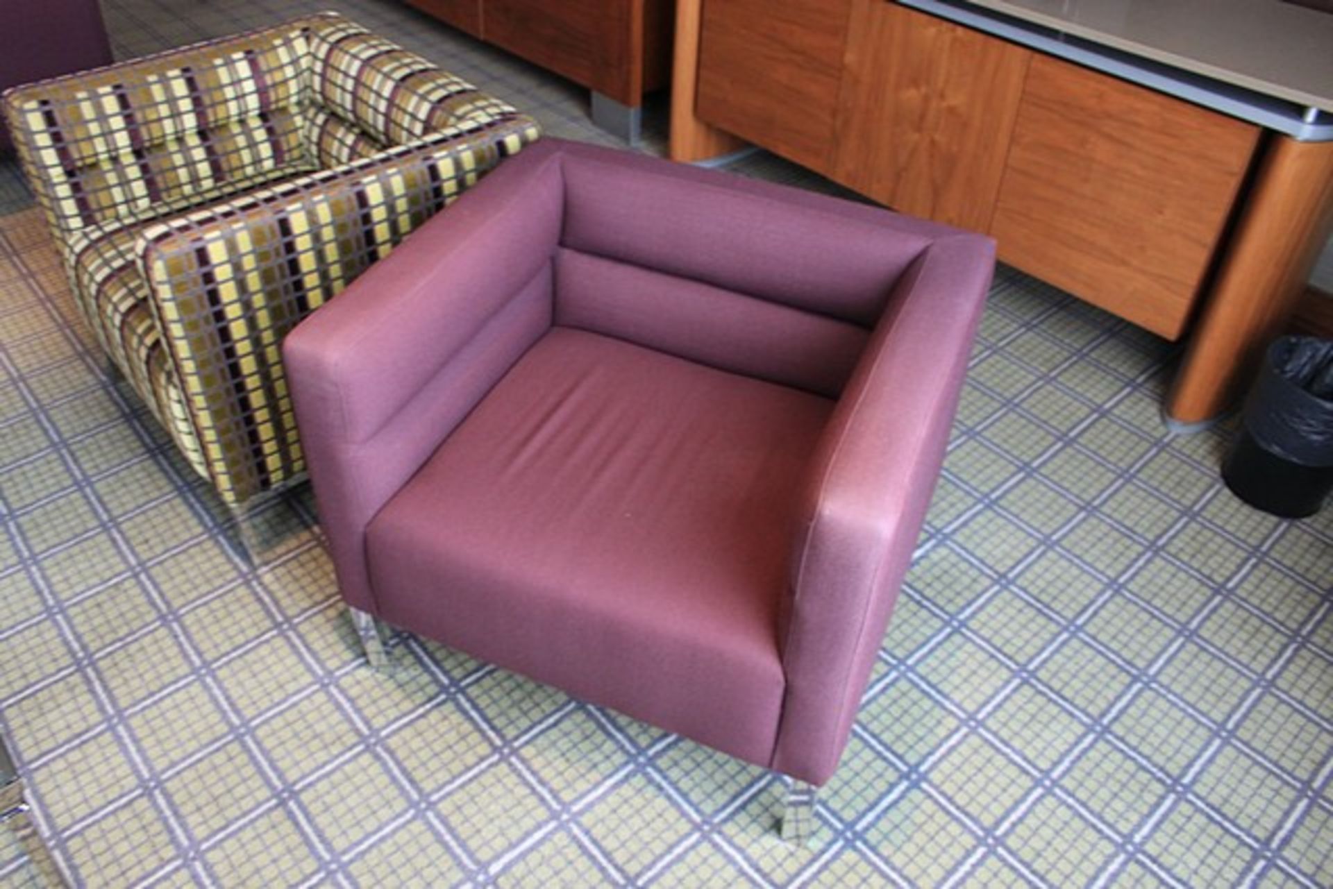 Morgan Furniture Model 361CH Ribb Armchair Chrome Legs Upholstered In Claret 810 X 700 X 700mm - Image 5 of 5