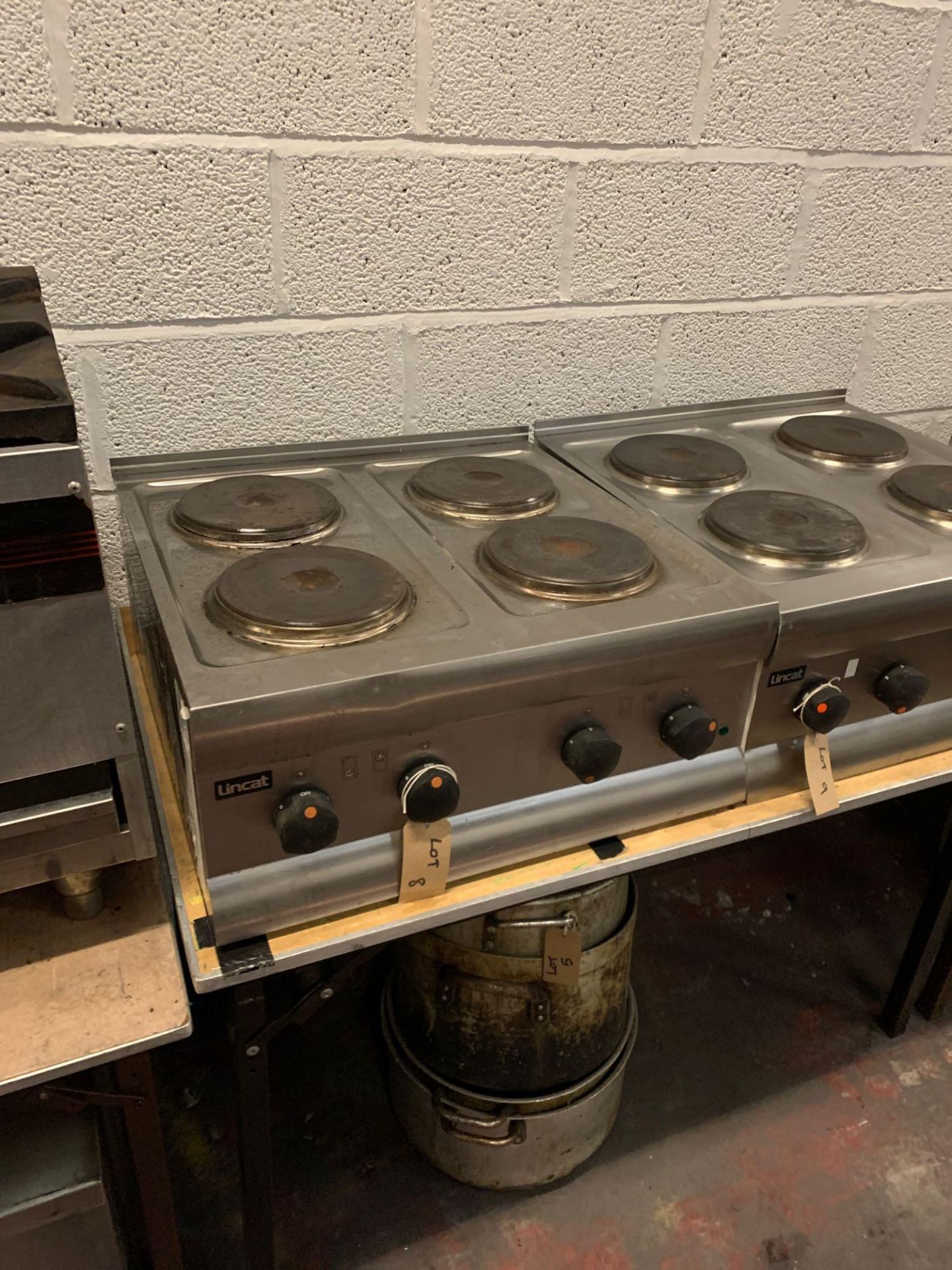 Lincat HT6 Silverlink 600 Boiling Top 4 Plate (Electric)Mode HT6 - A003 60cm X 60cm X 27cm - Image 3 of 4