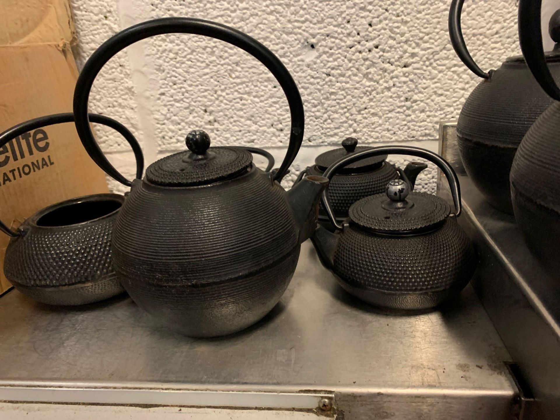 Various black cast iron tea pots (as pictured) - Image 4 of 4