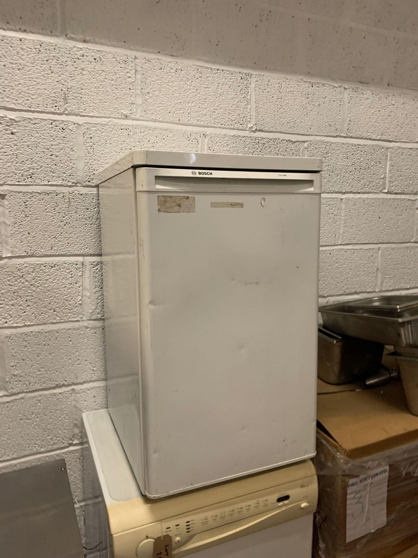 Bosch Under Counter Freezer - EN153 50 X 60 X 82