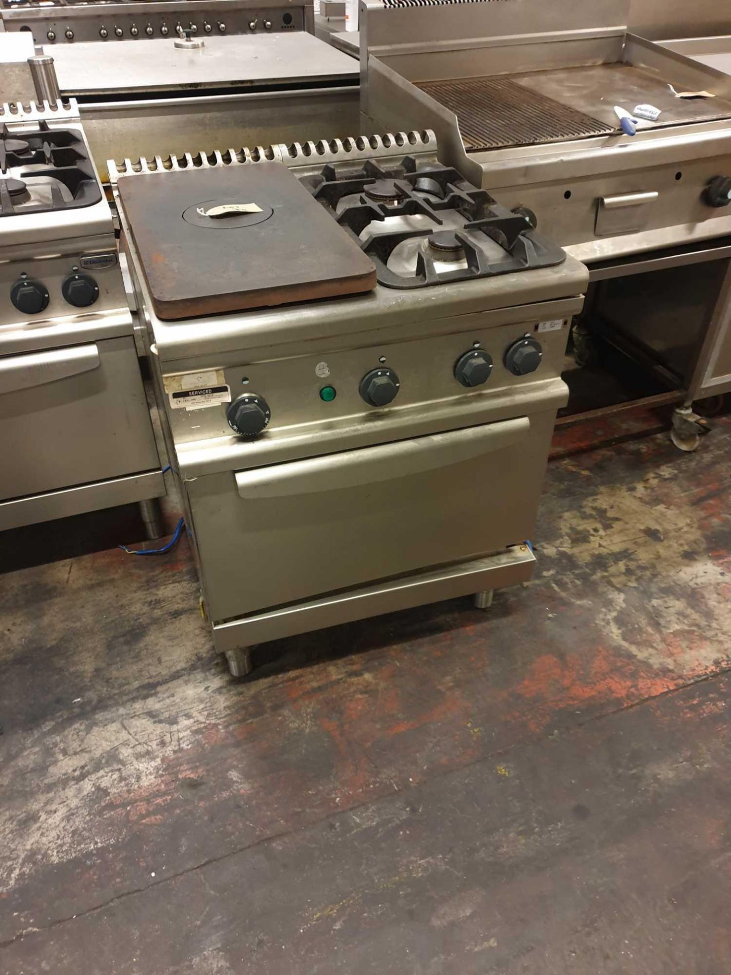 Electrolux Gas 2 Burner With Bullseye And Oven