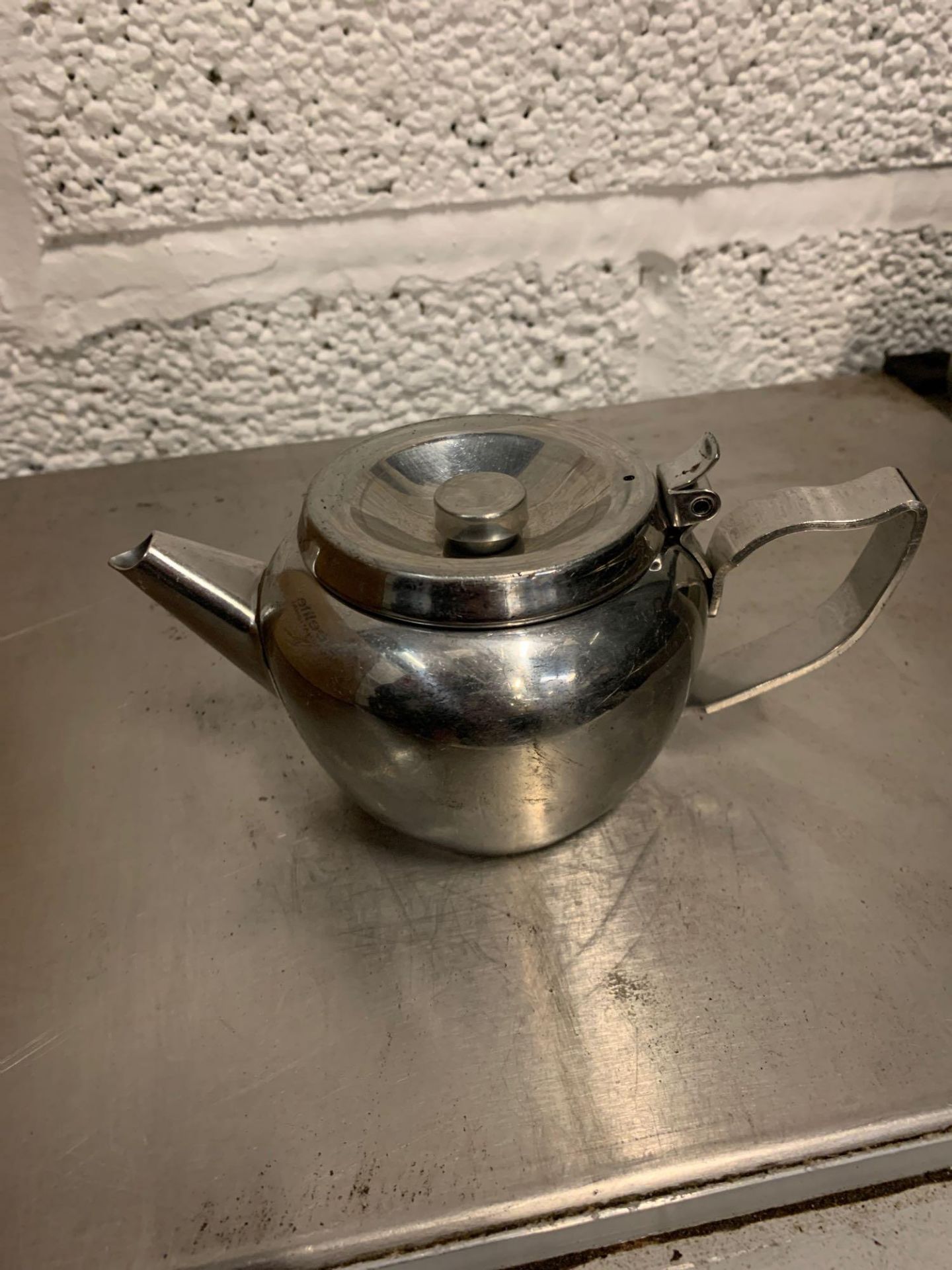 Various stainless steel tea pots (as pictured) - Image 4 of 4