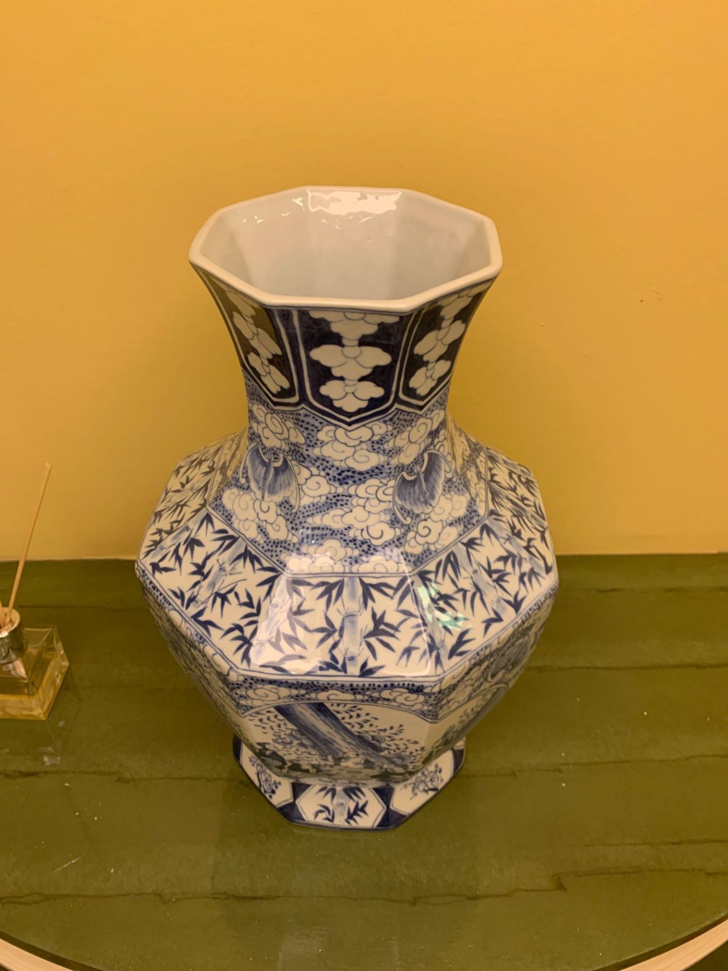 Tall Chinoiserie Porcelain Blue And White Baluster-Shaped Vase Commissioned By Maitland Smith 44