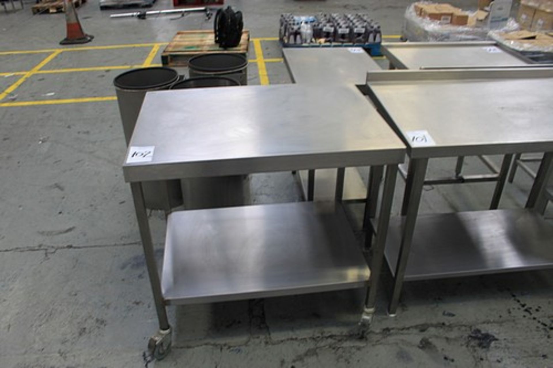 Stainless steel mobile table 900 x 650 x 900mm