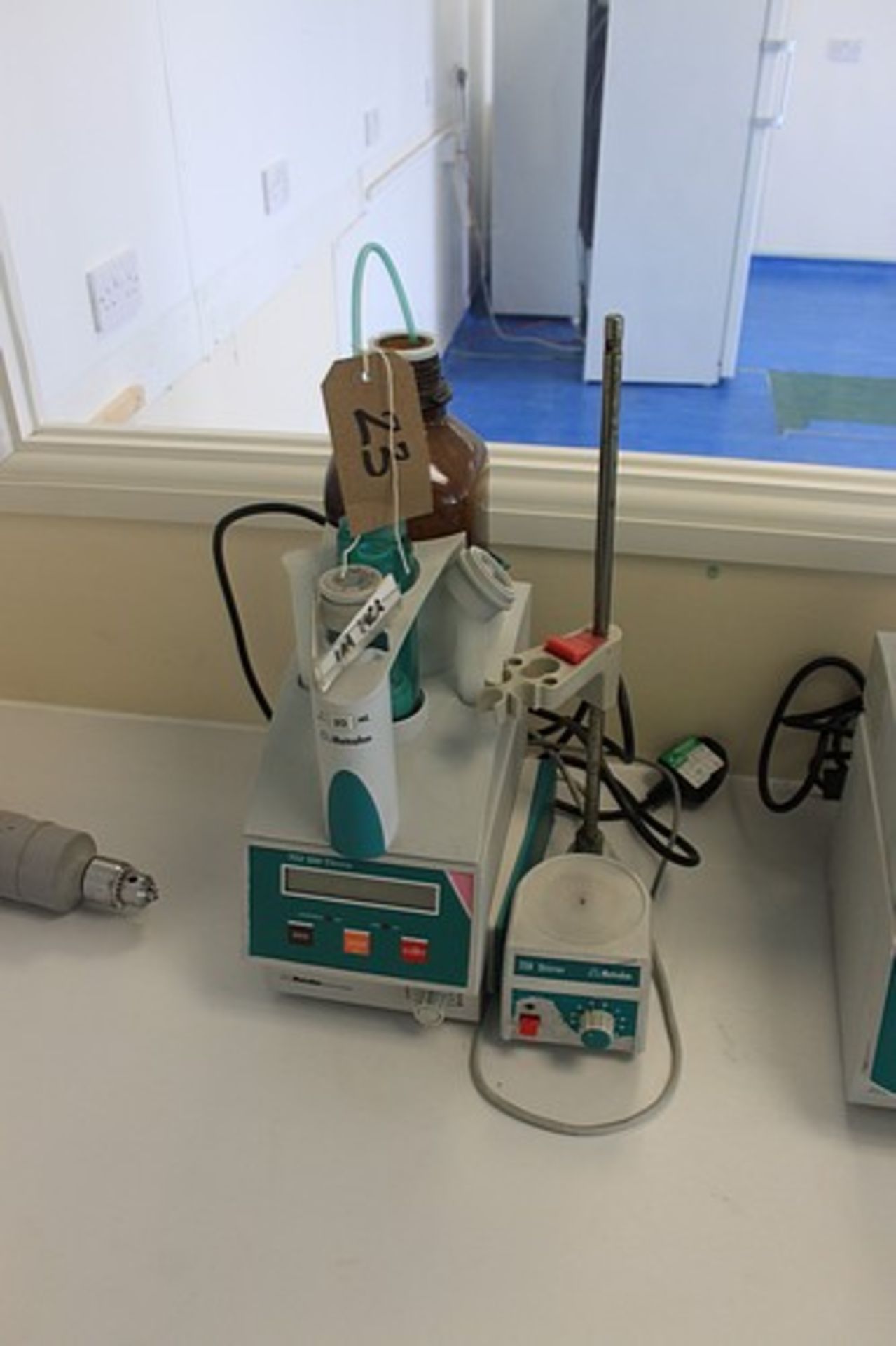 Metrohm 702 SM Titrino potentiometric titrator complete with 728 Magnetic Swing-out Stirrer with