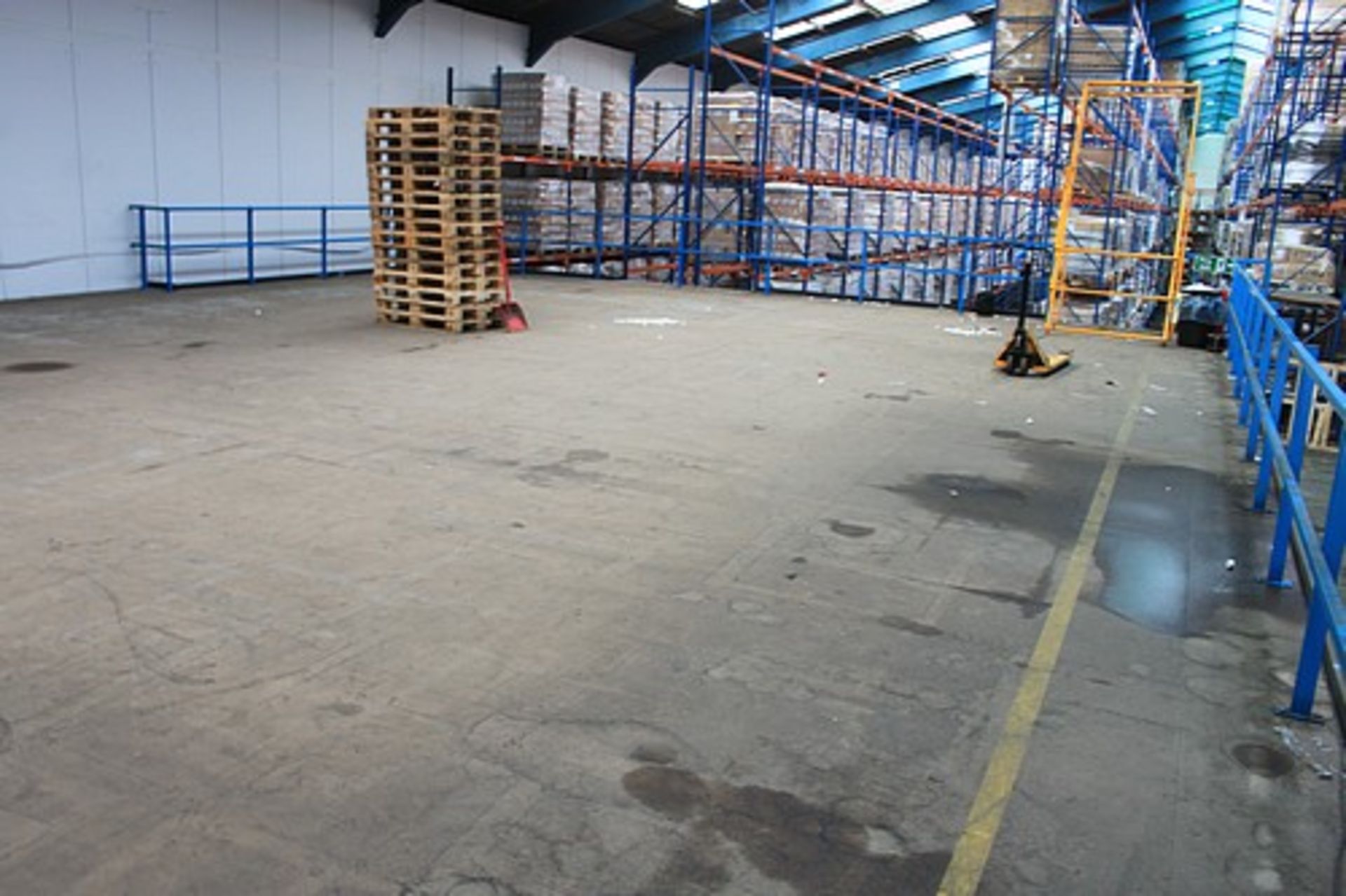 Powerdeck Mezzanine Floors - mezzanine steel floor decked in high density board with pallet loader - Image 7 of 10