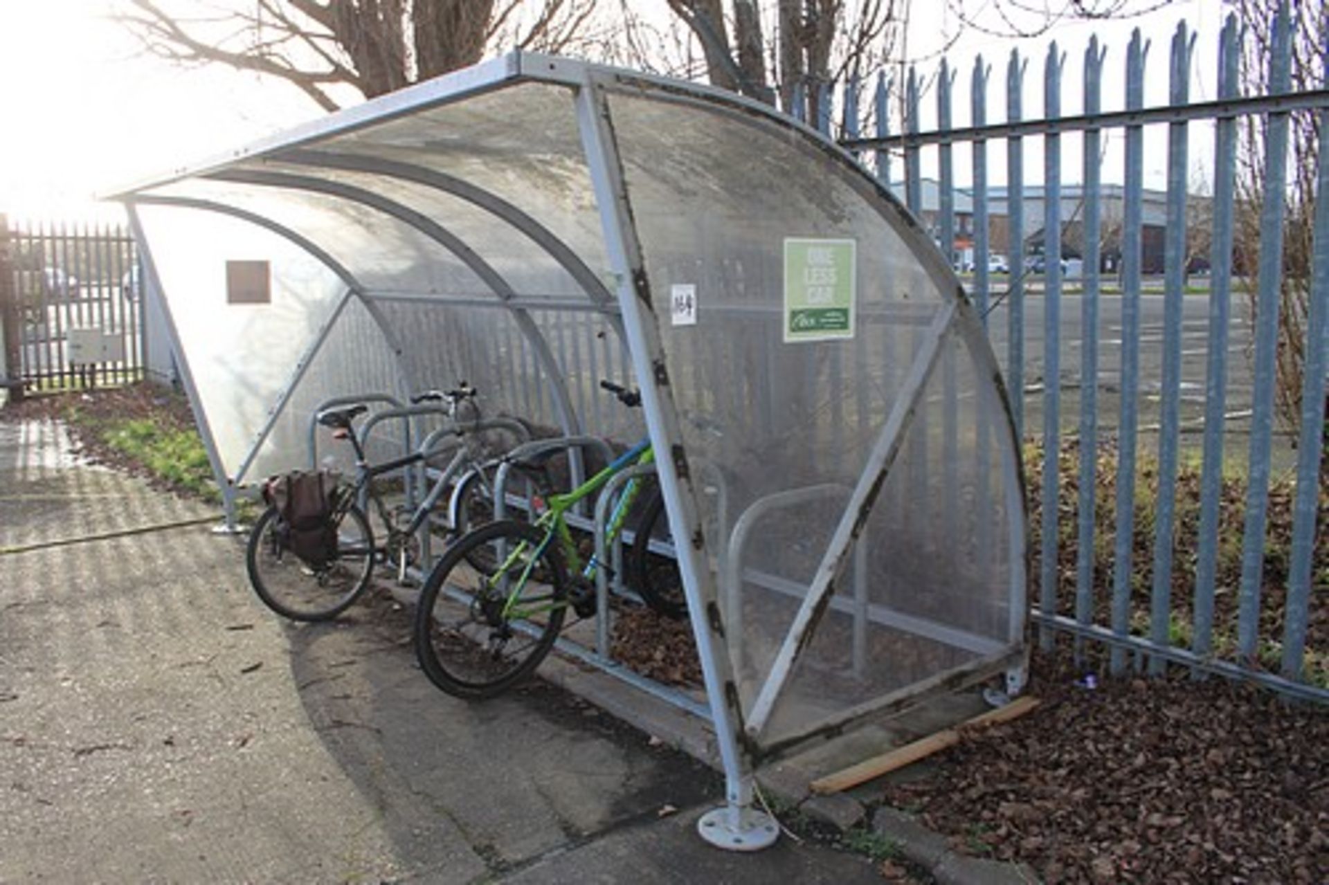 Broxap Mawrob cycle shelter galvanised metal structure with polycarbonate panels 5060 x 1700 x