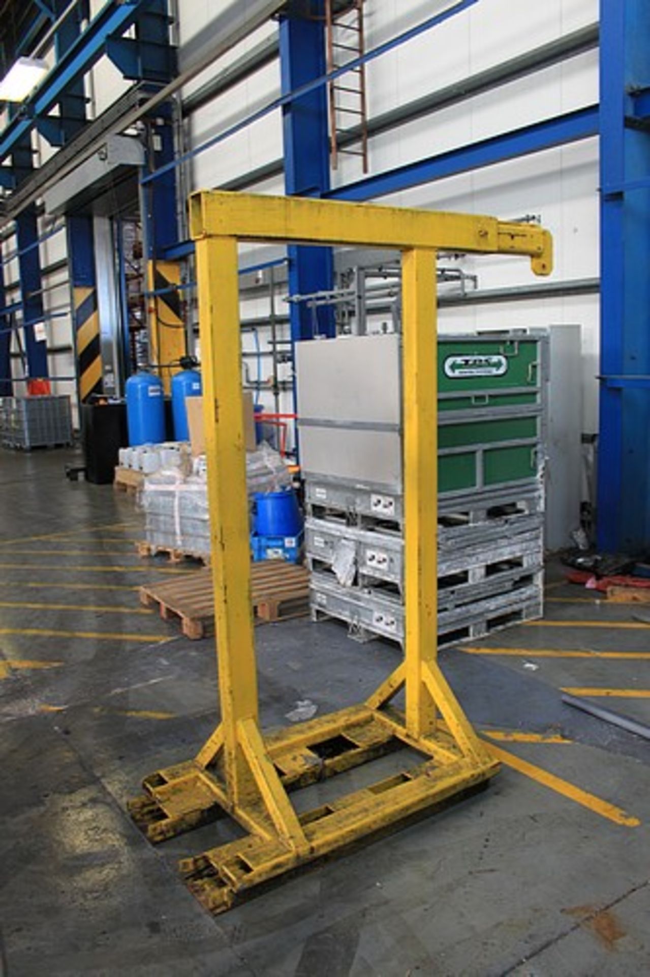 Well & Co Dyfed fixed reach forklift attachment