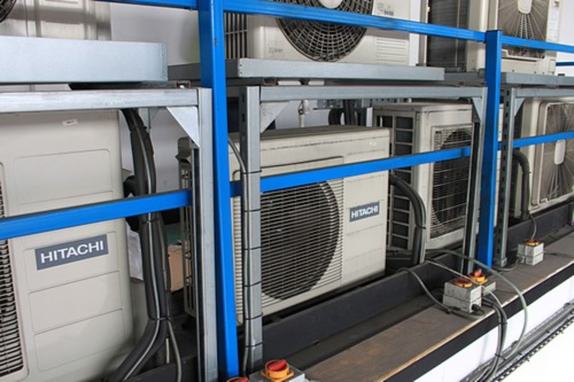 Hitachi RAC-50YH6 Mono split air conditioning unit with outside unit dimensions 850 x 298 x 650mm (