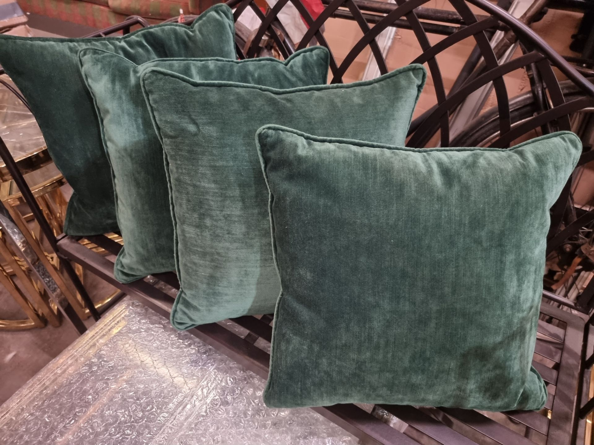 4 x green velvet cushions 45cm - Image 2 of 2