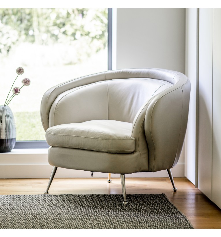 Tesoro Tub Chair Cream Full Leather The Tesoro Tub Chair Is The Latest Addition To Our Range Of