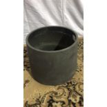 Pratt XXL – Black Washed fibre clay planter Internal diameter 28cm x Height 29cm